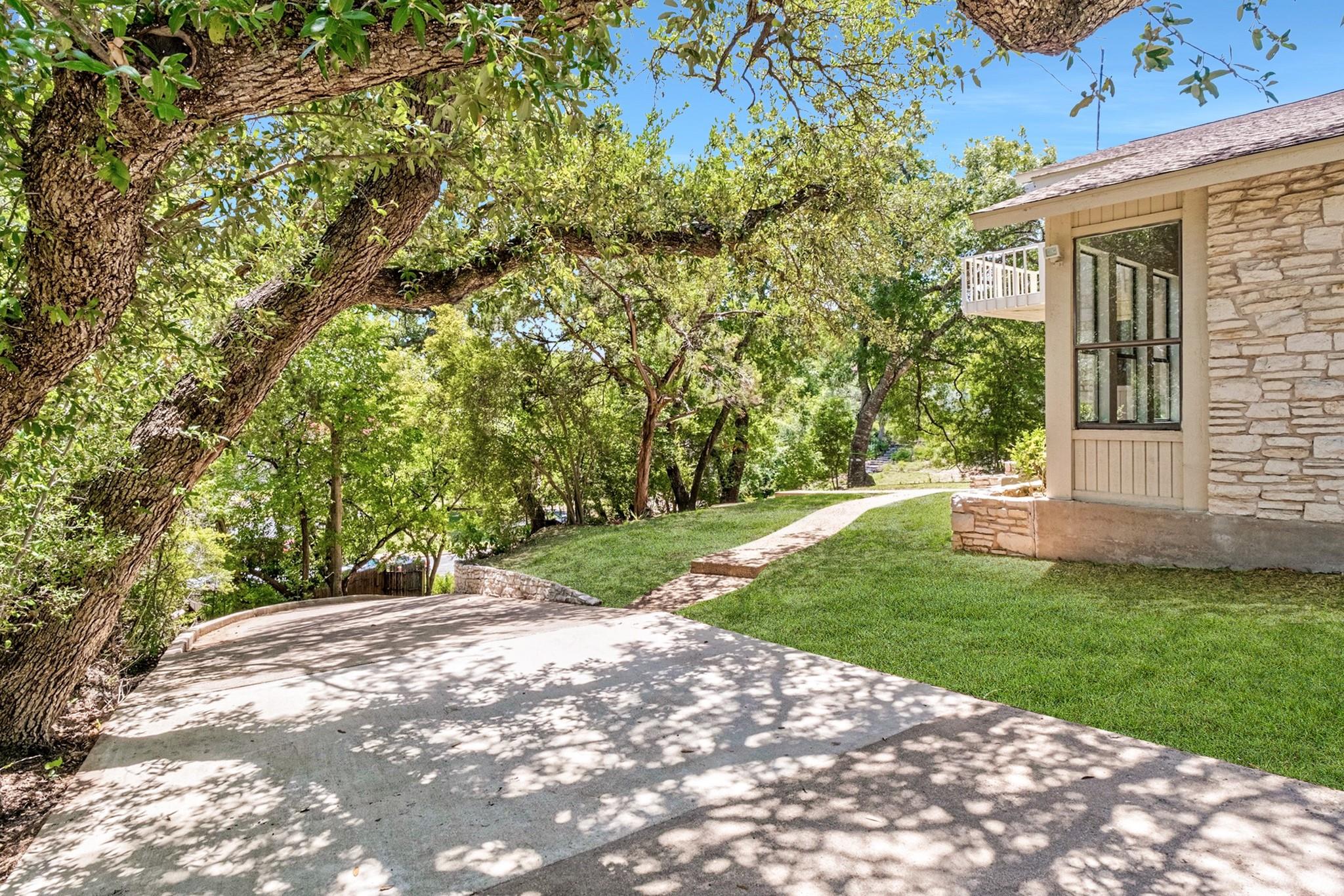 9602 Petite Cove II, Austin, TX 78750