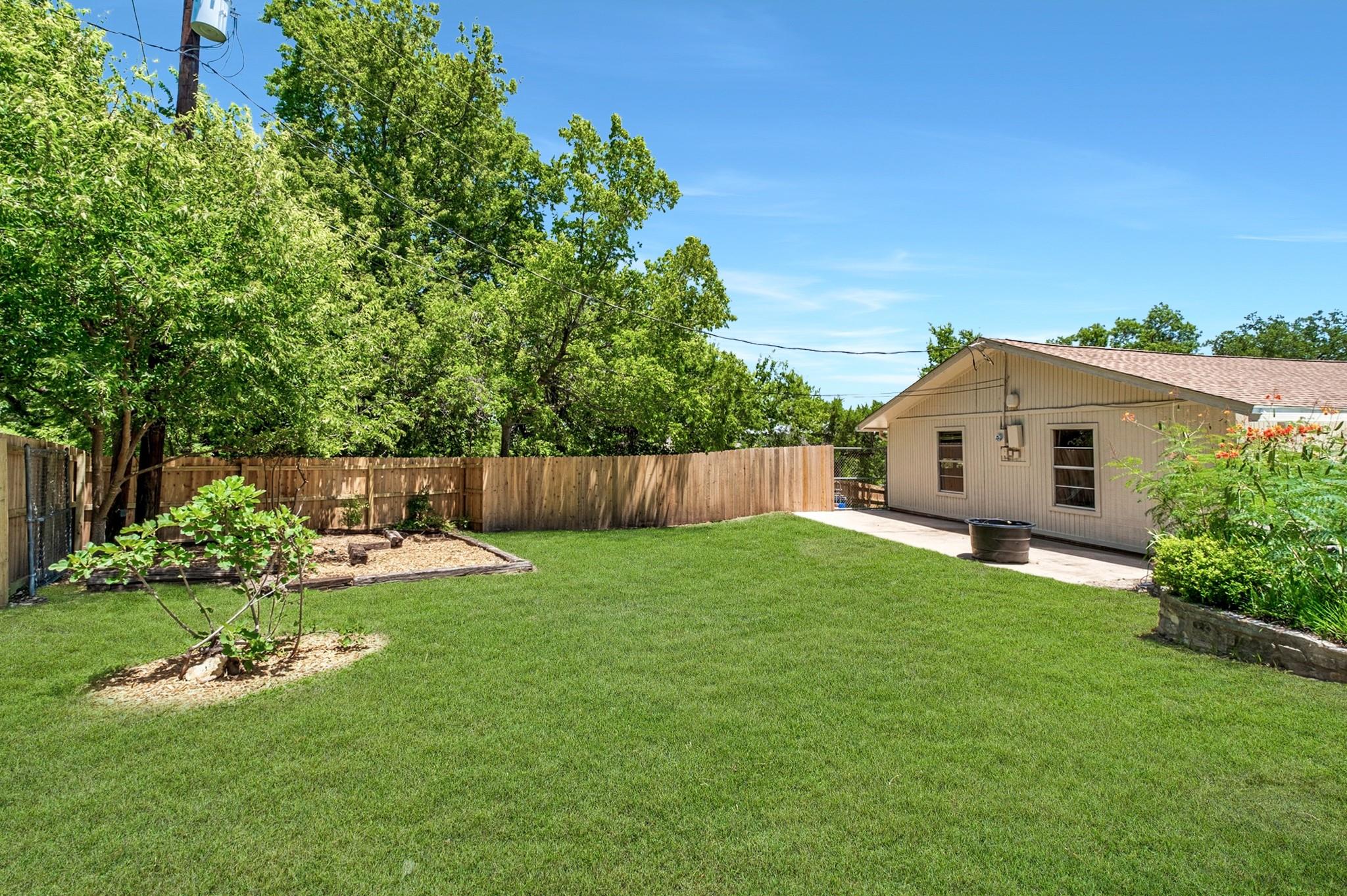 9602 Petite Cove II, Austin, TX 78750