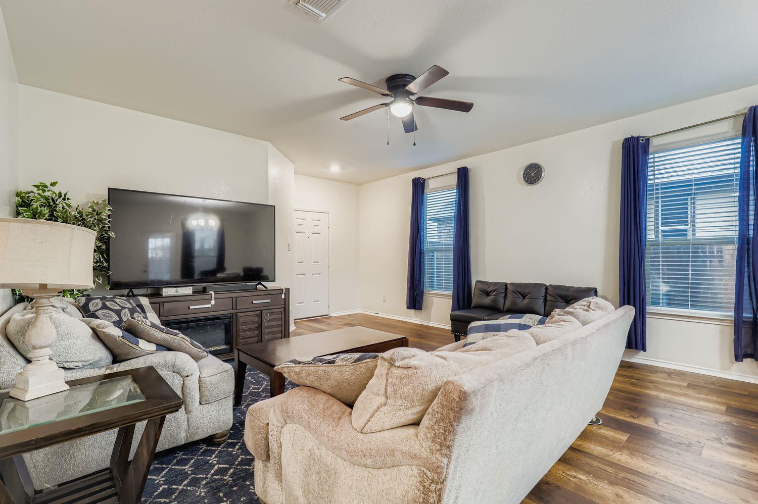 405 Thunder Valley Trl, Georgetown, TX 78626