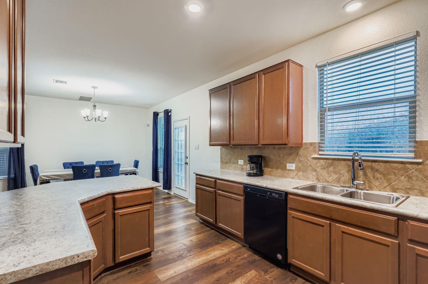 405 Thunder Valley Trl, Georgetown, TX 78626