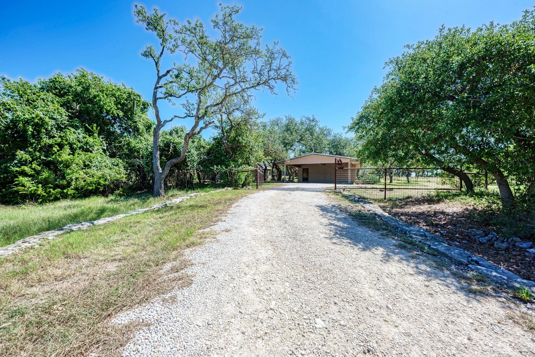 200 Shelton Ranch Rd, Dripping Springs, TX 78620