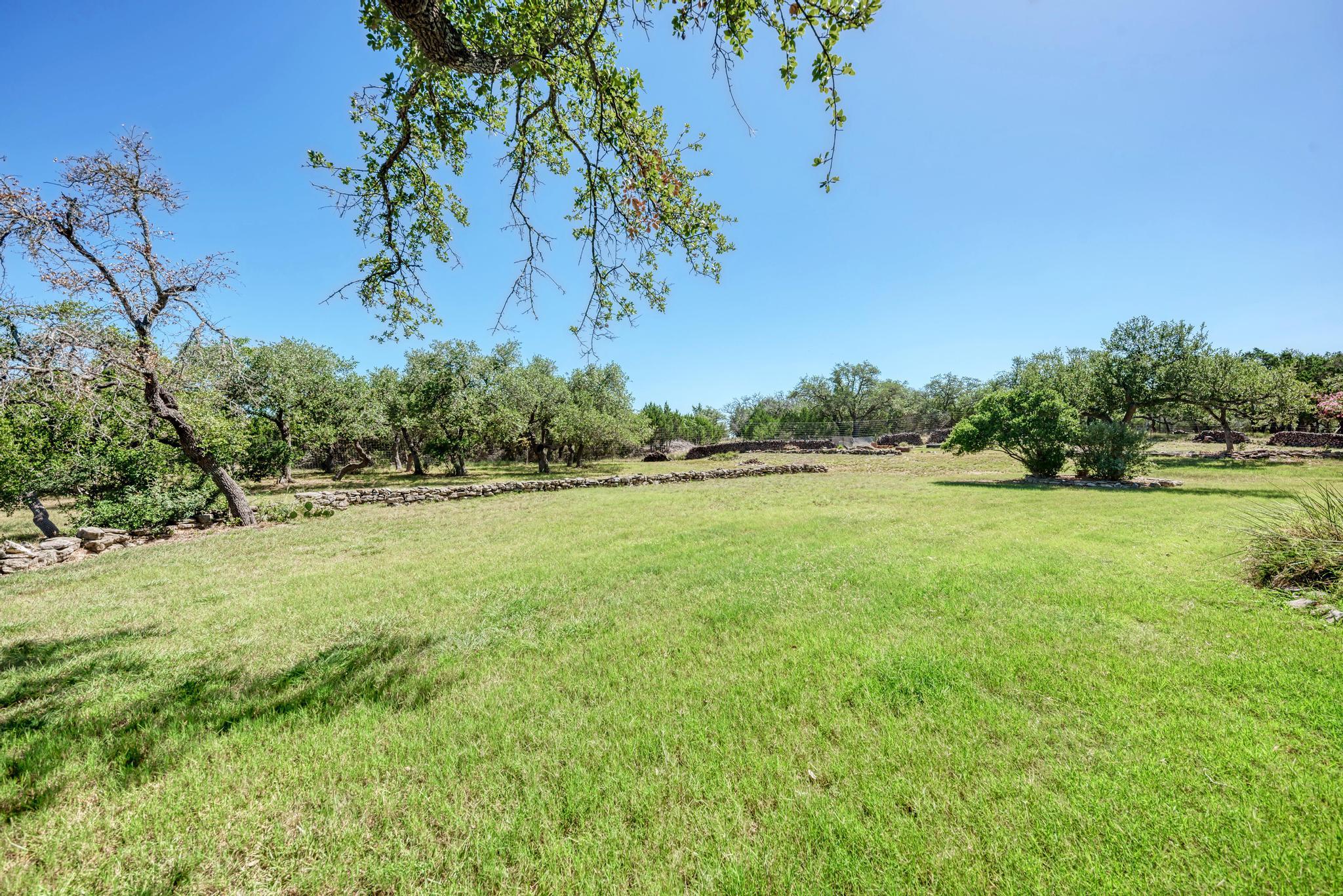 200 Shelton Ranch Rd, Dripping Springs, TX 78620