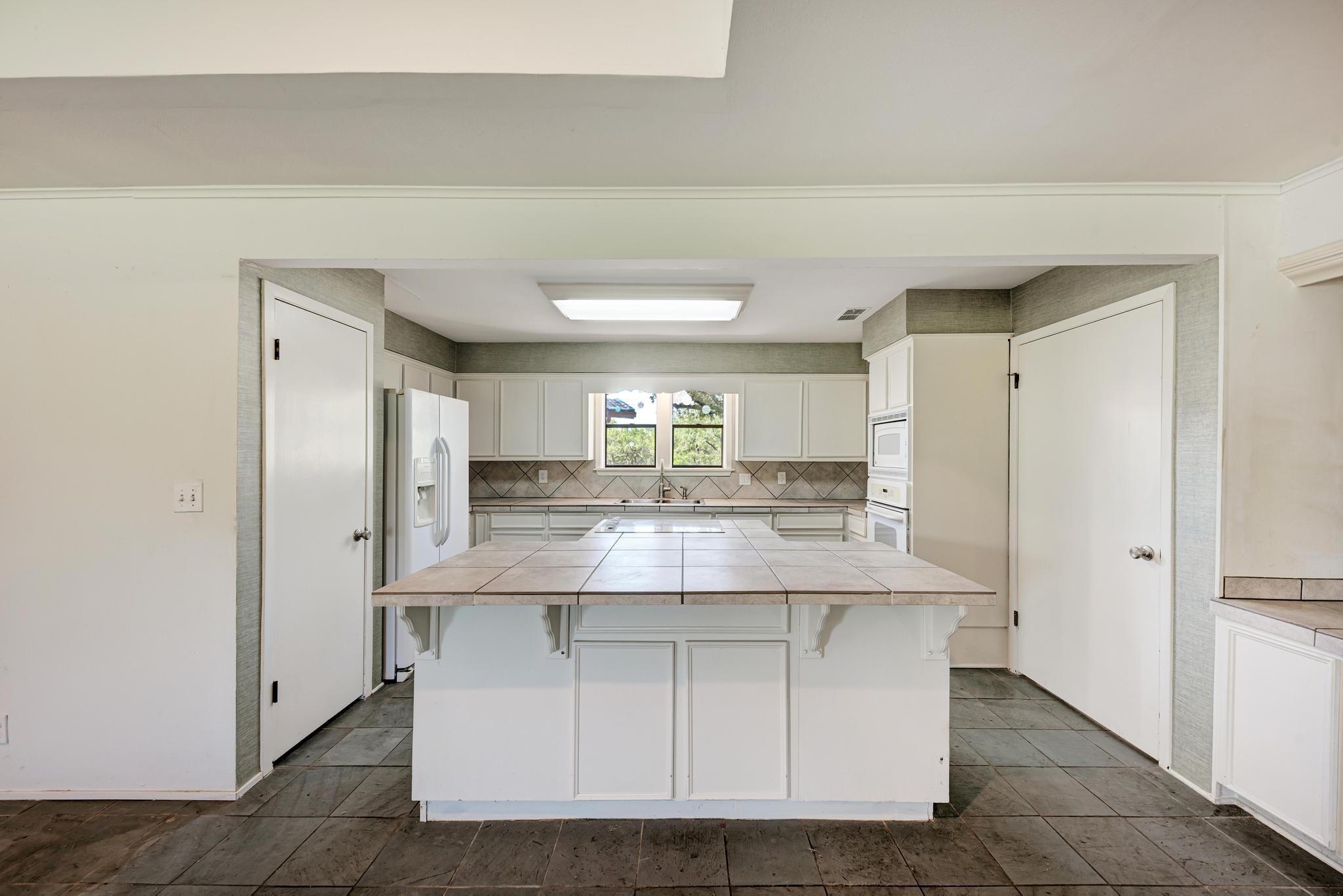 200 Shelton Ranch Rd, Dripping Springs, TX 78620