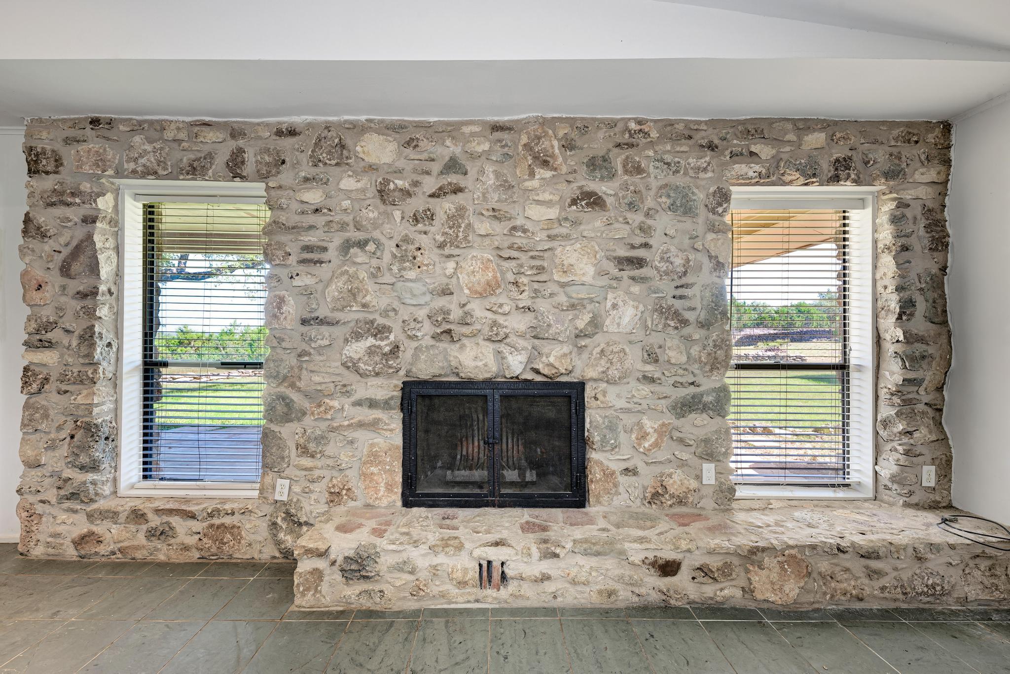 200 Shelton Ranch Rd, Dripping Springs, TX 78620