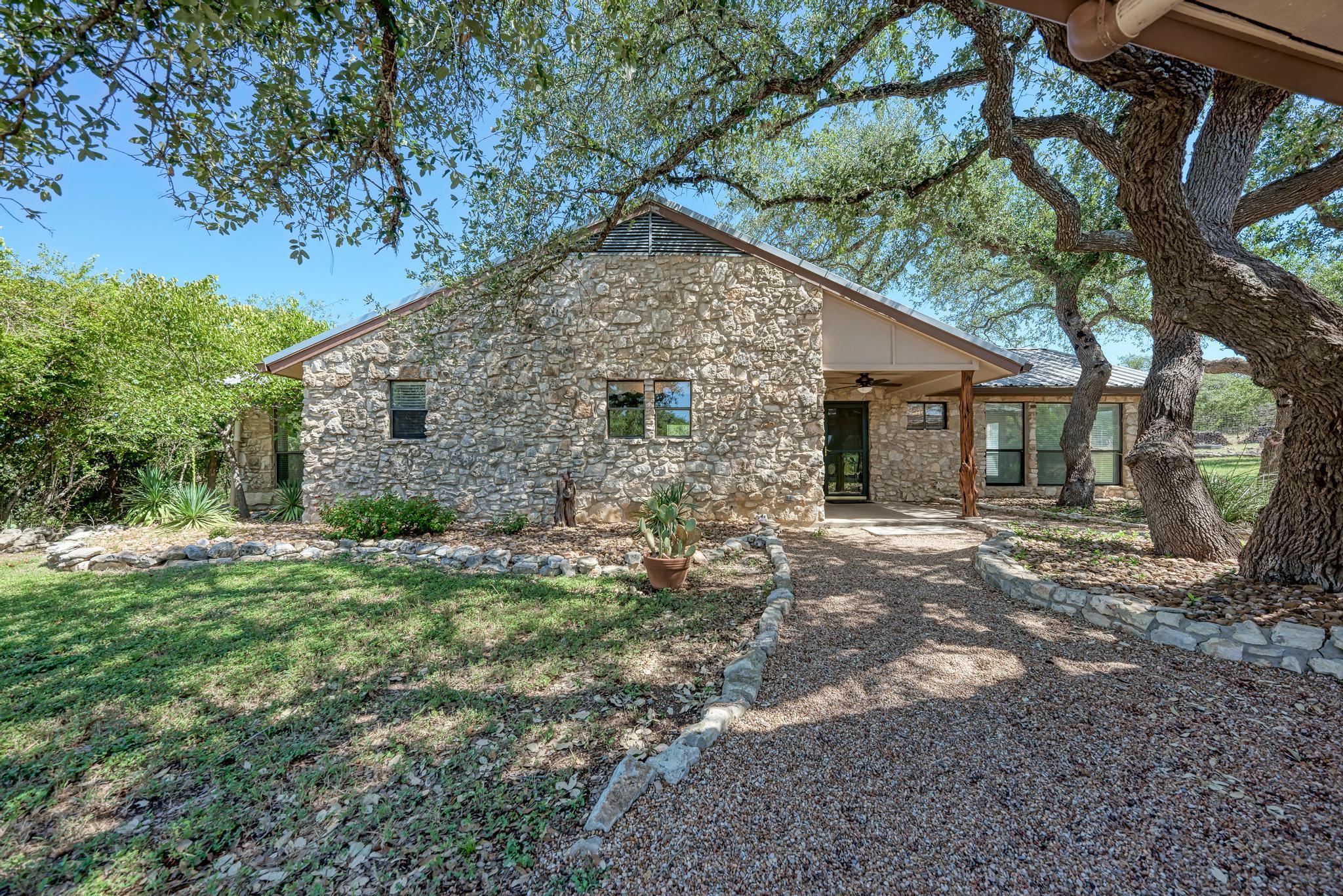 200 Shelton Ranch Rd, Dripping Springs, TX 78620