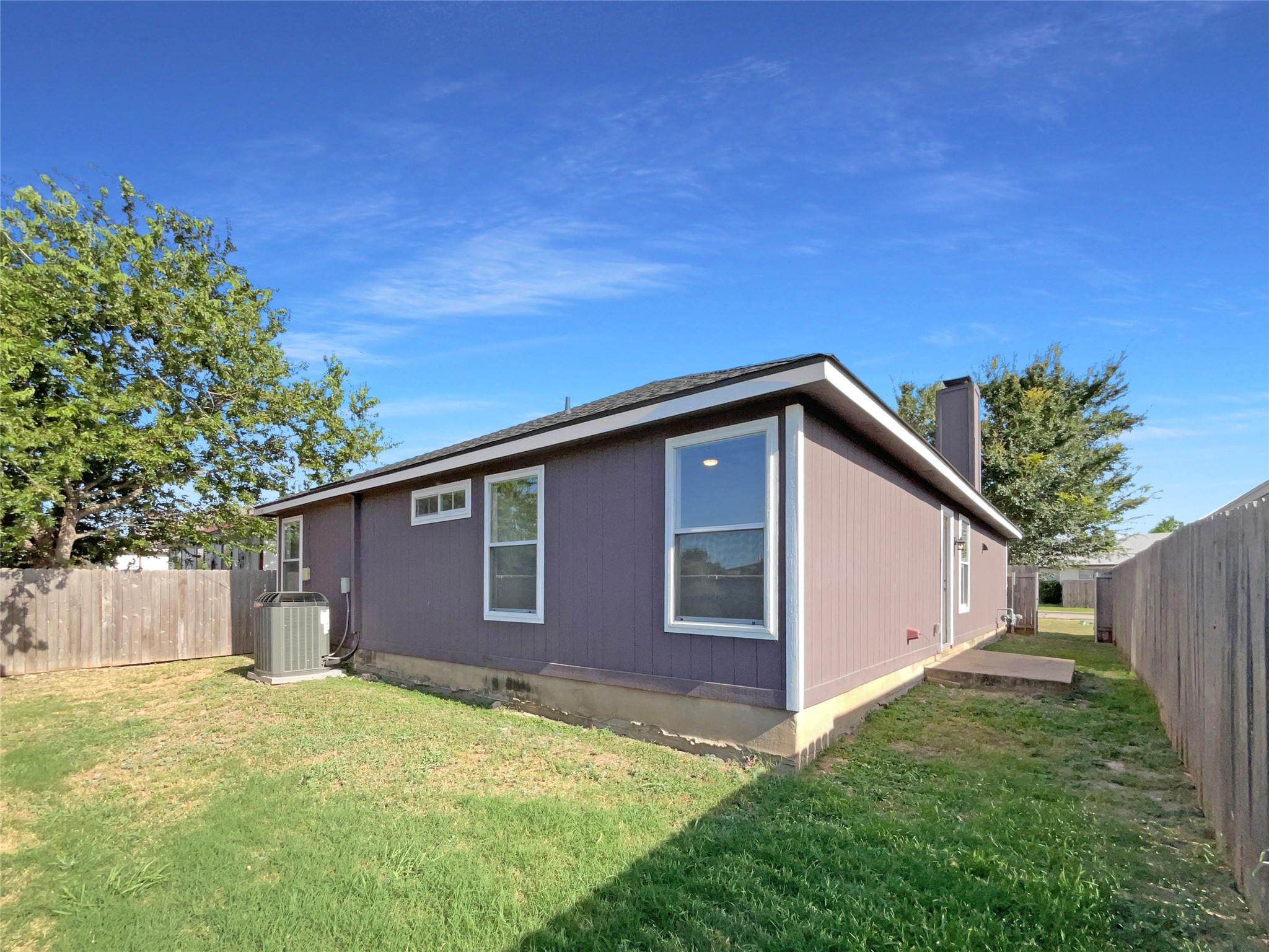 1610 Cottonwood Ct, Round Rock, TX 78664