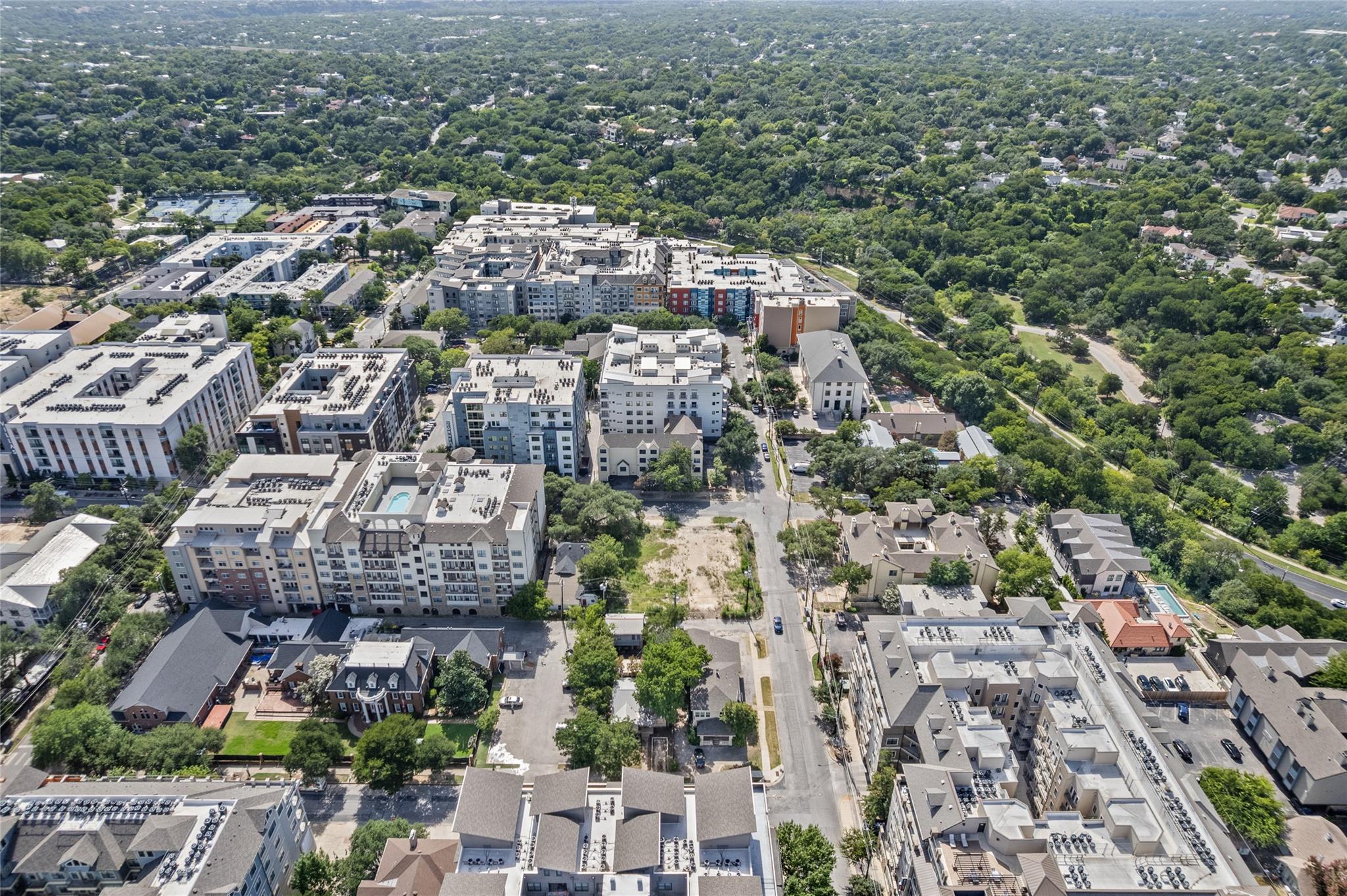 2510 San Gabriel St # 204, Austin, TX 78705