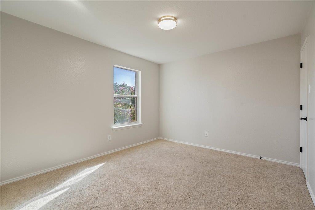 13108 Dearbonne Dr, Del Valle, TX 78617