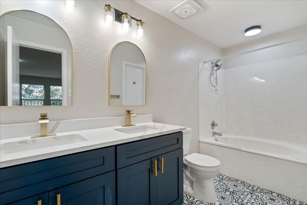 13108 Dearbonne Dr, Del Valle, TX 78617