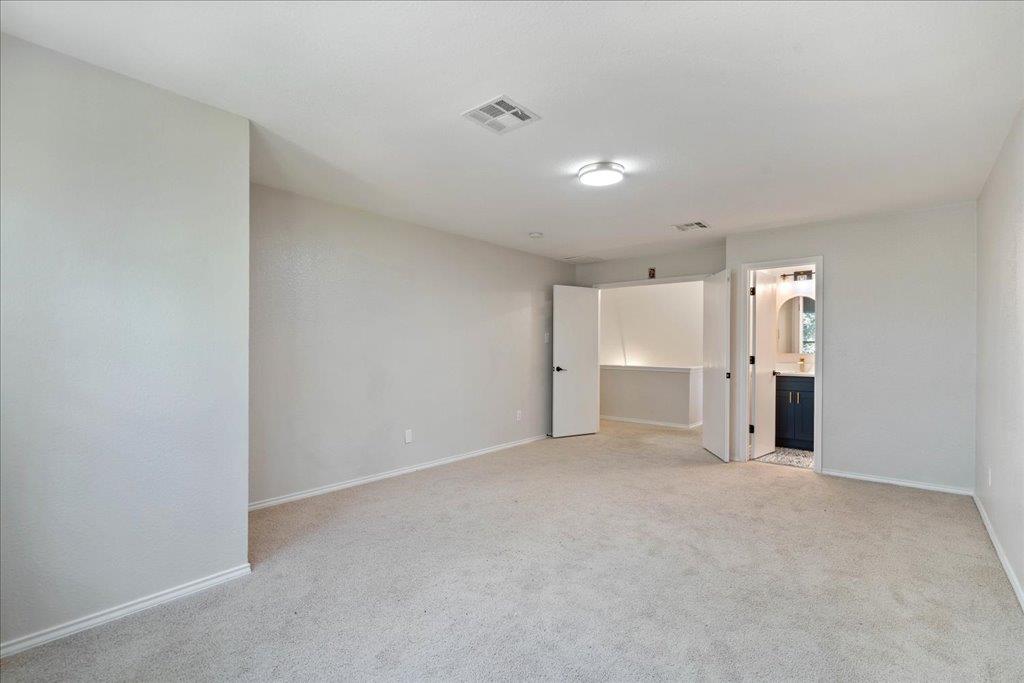 13108 Dearbonne Dr, Del Valle, TX 78617