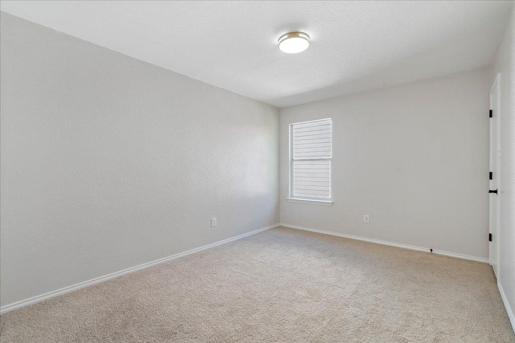 13108 Dearbonne Dr, Del Valle, TX 78617