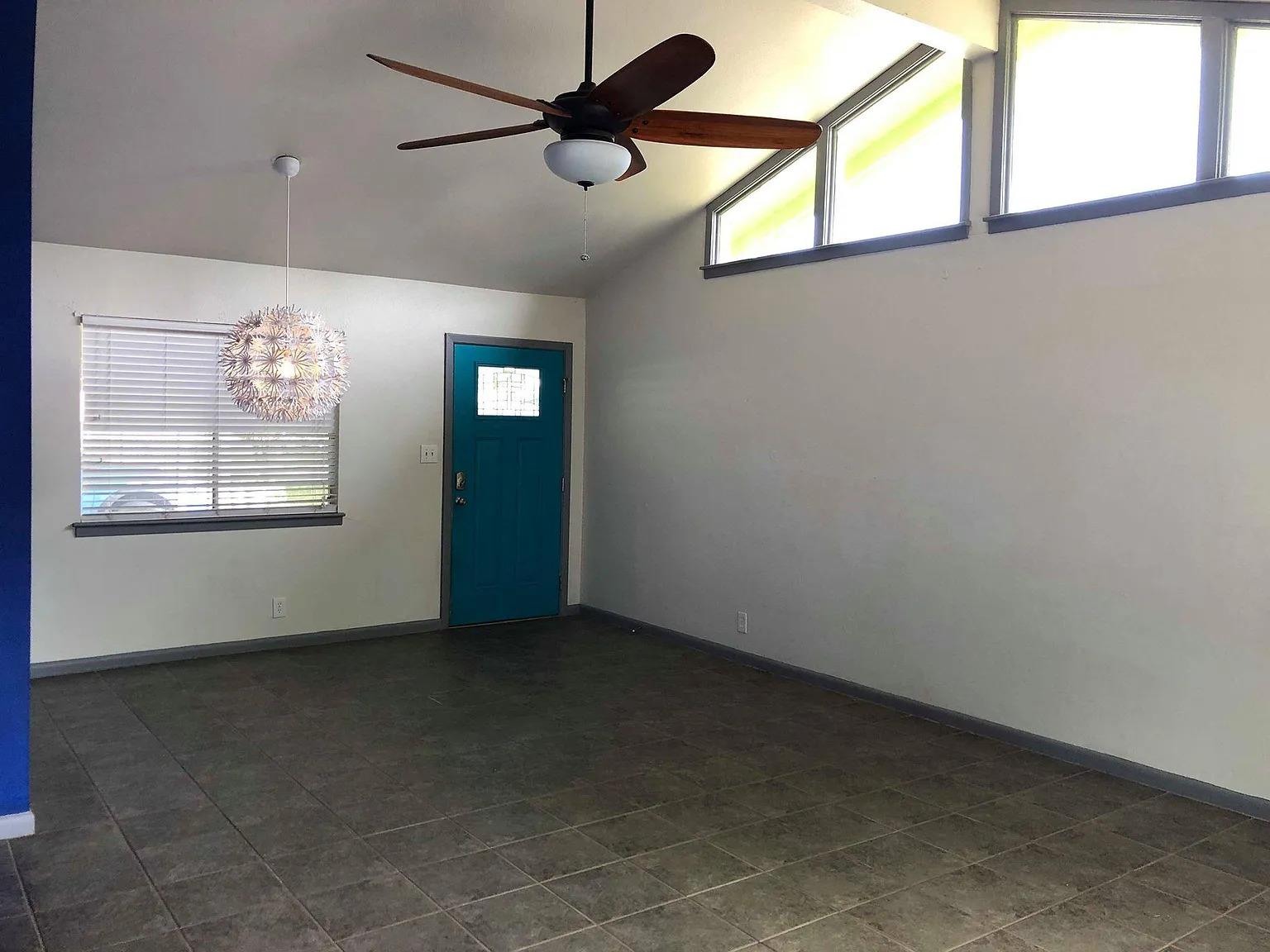 2105 Wordsworth Dr, Austin, TX 78704