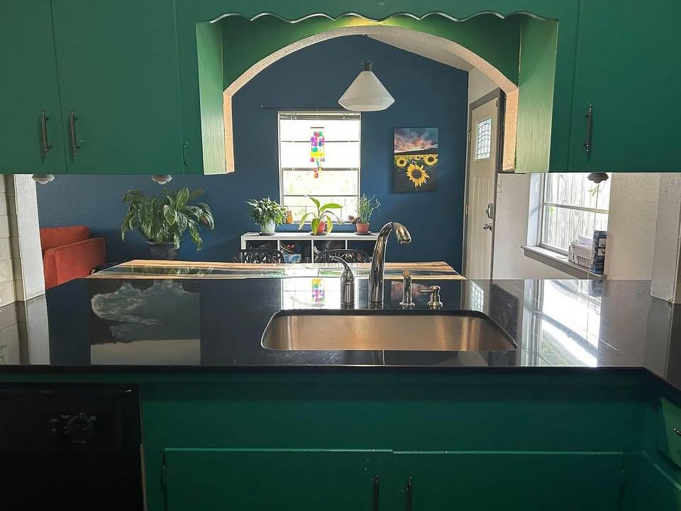 2105 Wordsworth Dr, Austin, TX 78704