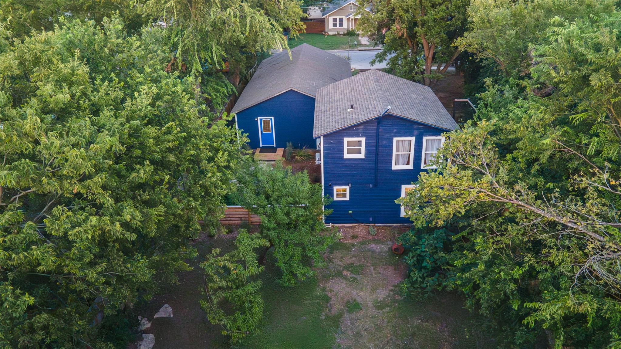 1148 Gunter St # A & B, Austin, TX 78721