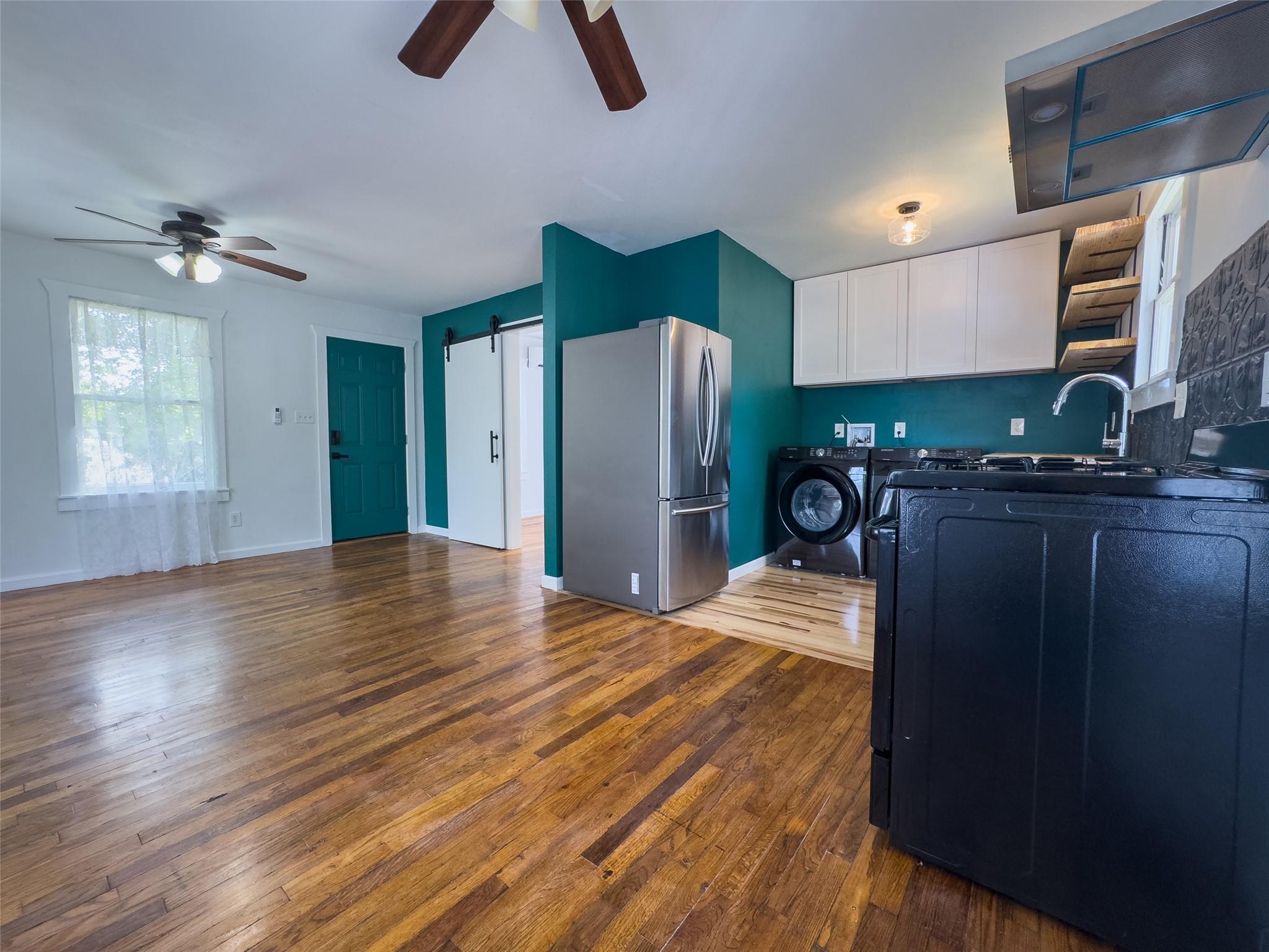 1148 Gunter St # A & B, Austin, TX 78721