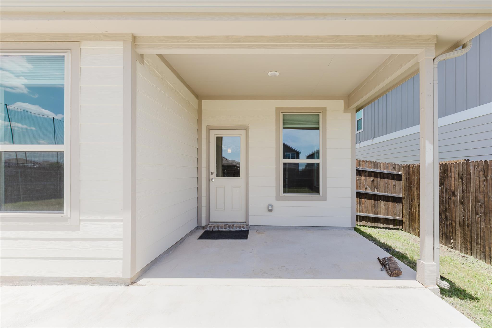 529 Gray Hawk Rdg, Leander, TX 78641