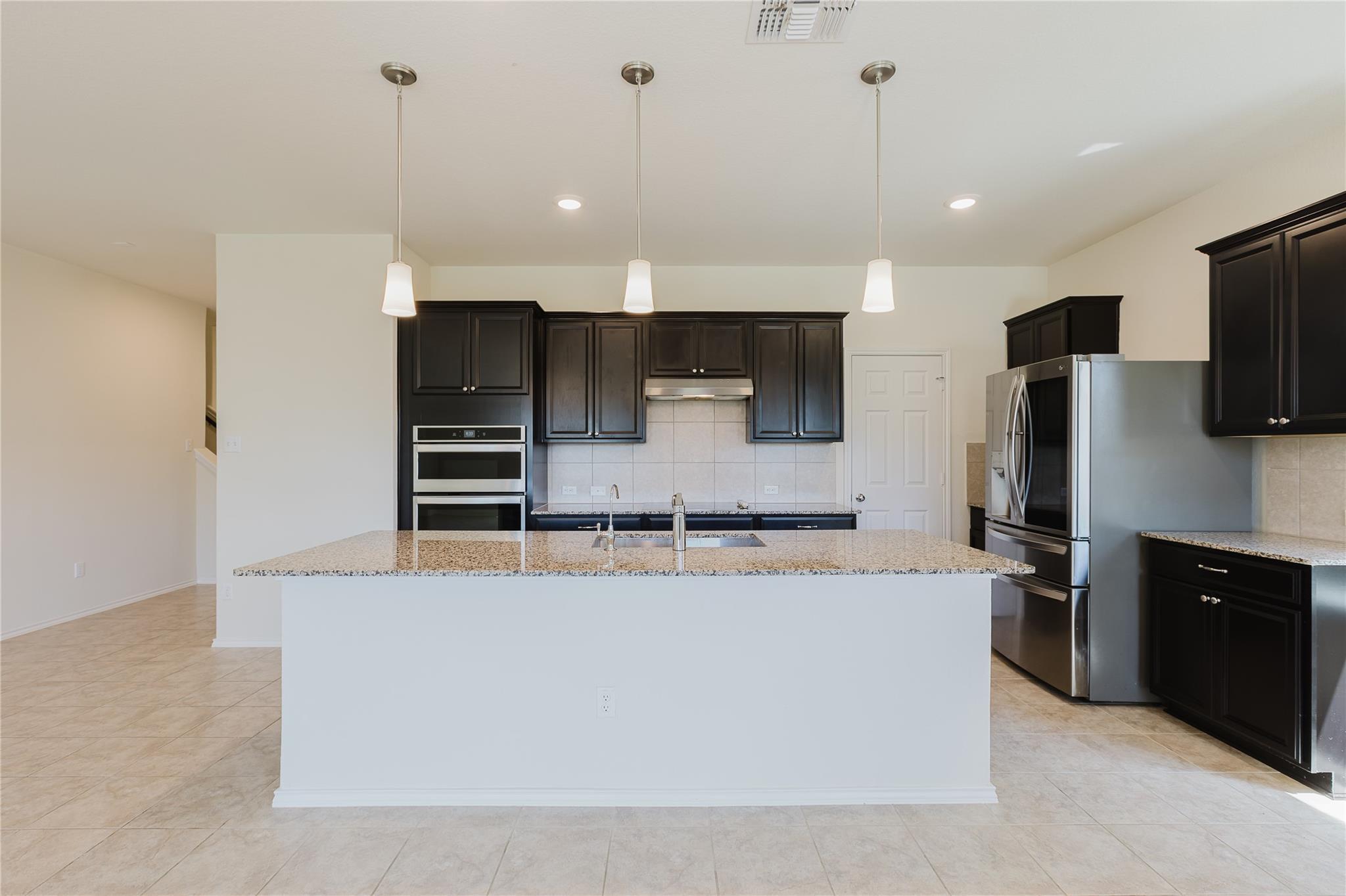 529 Gray Hawk Rdg, Leander, TX 78641