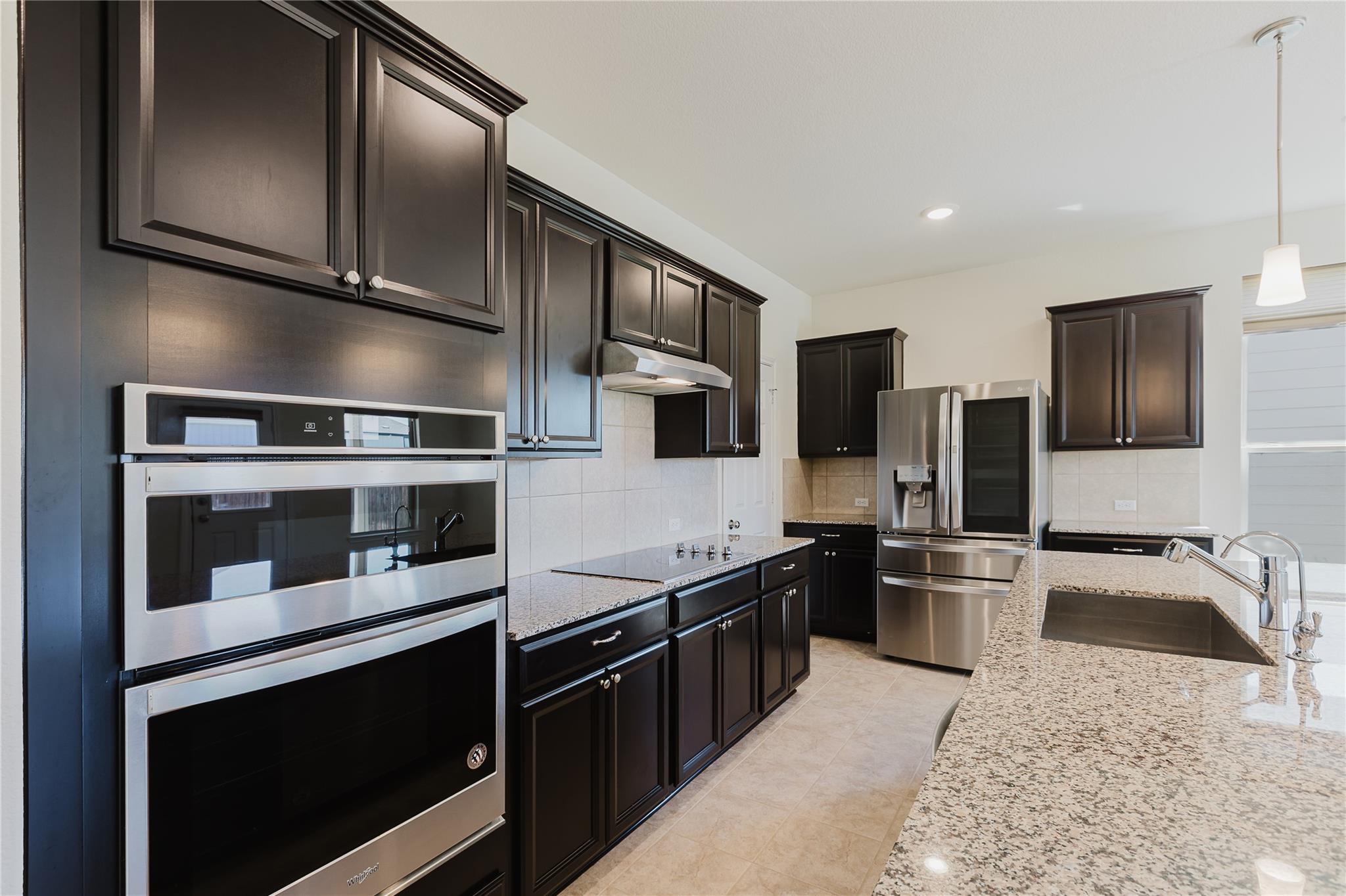529 Gray Hawk Rdg, Leander, TX 78641