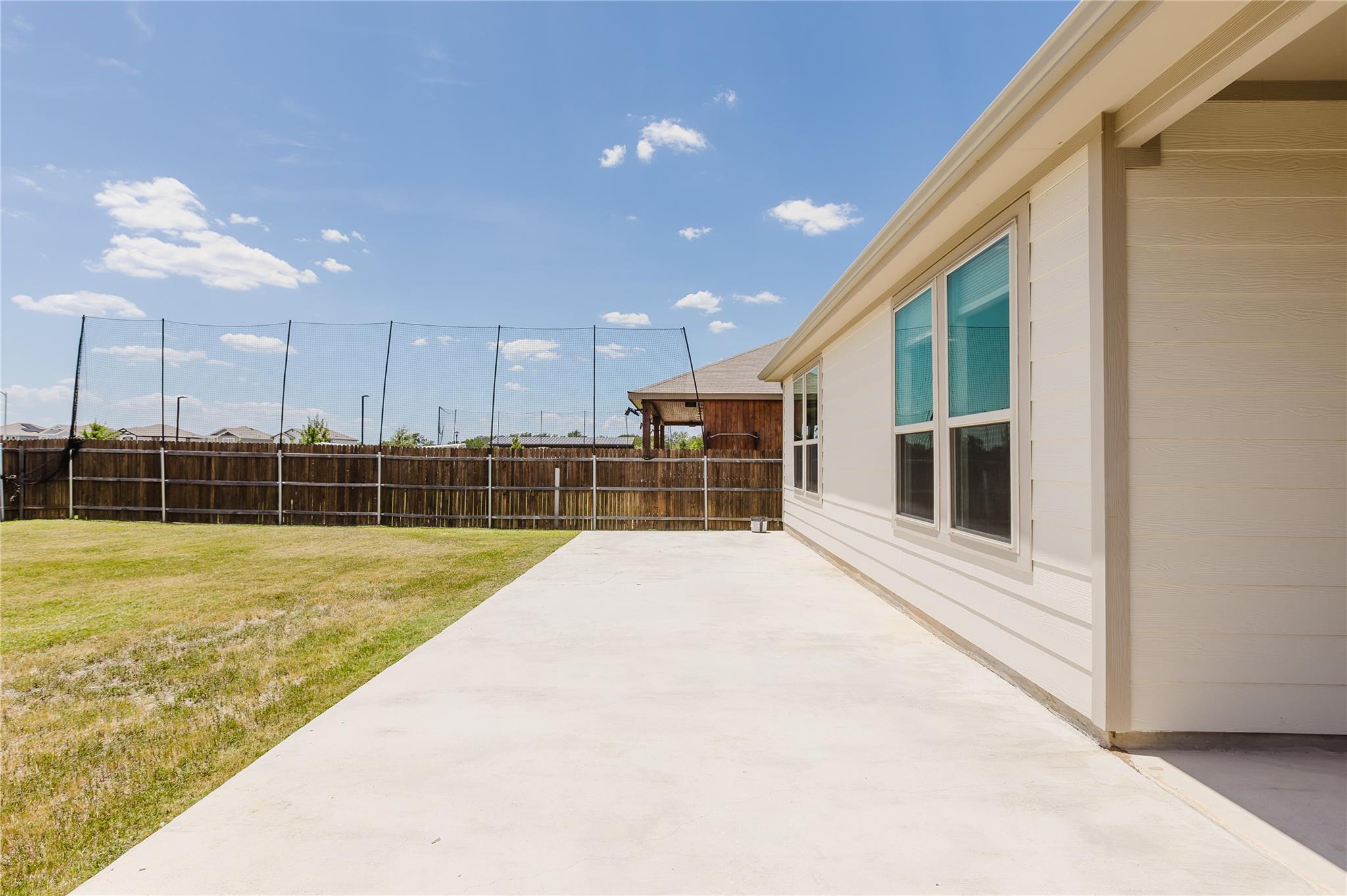 529 Gray Hawk Rdg, Leander, TX 78641