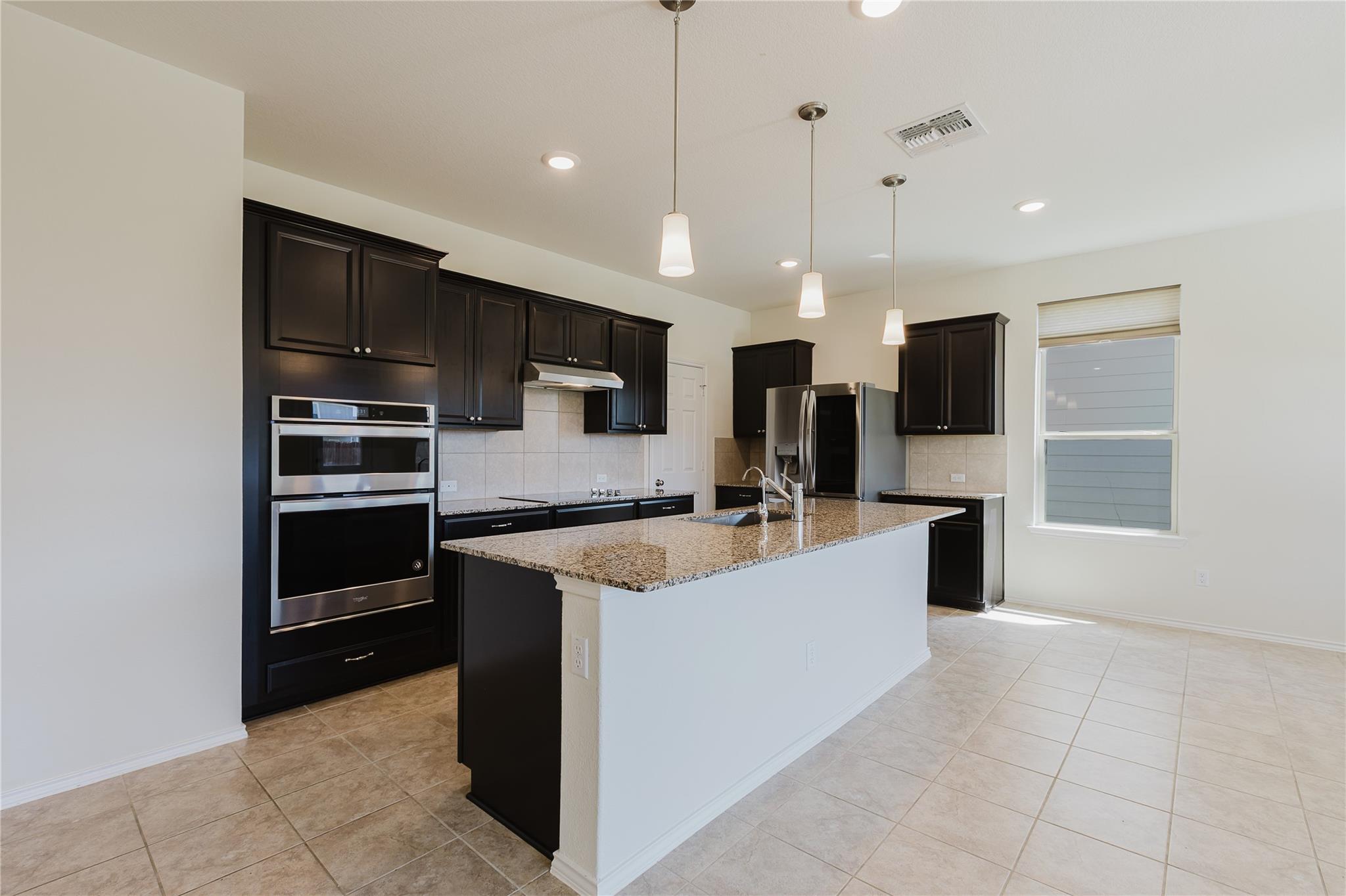 529 Gray Hawk Rdg, Leander, TX 78641