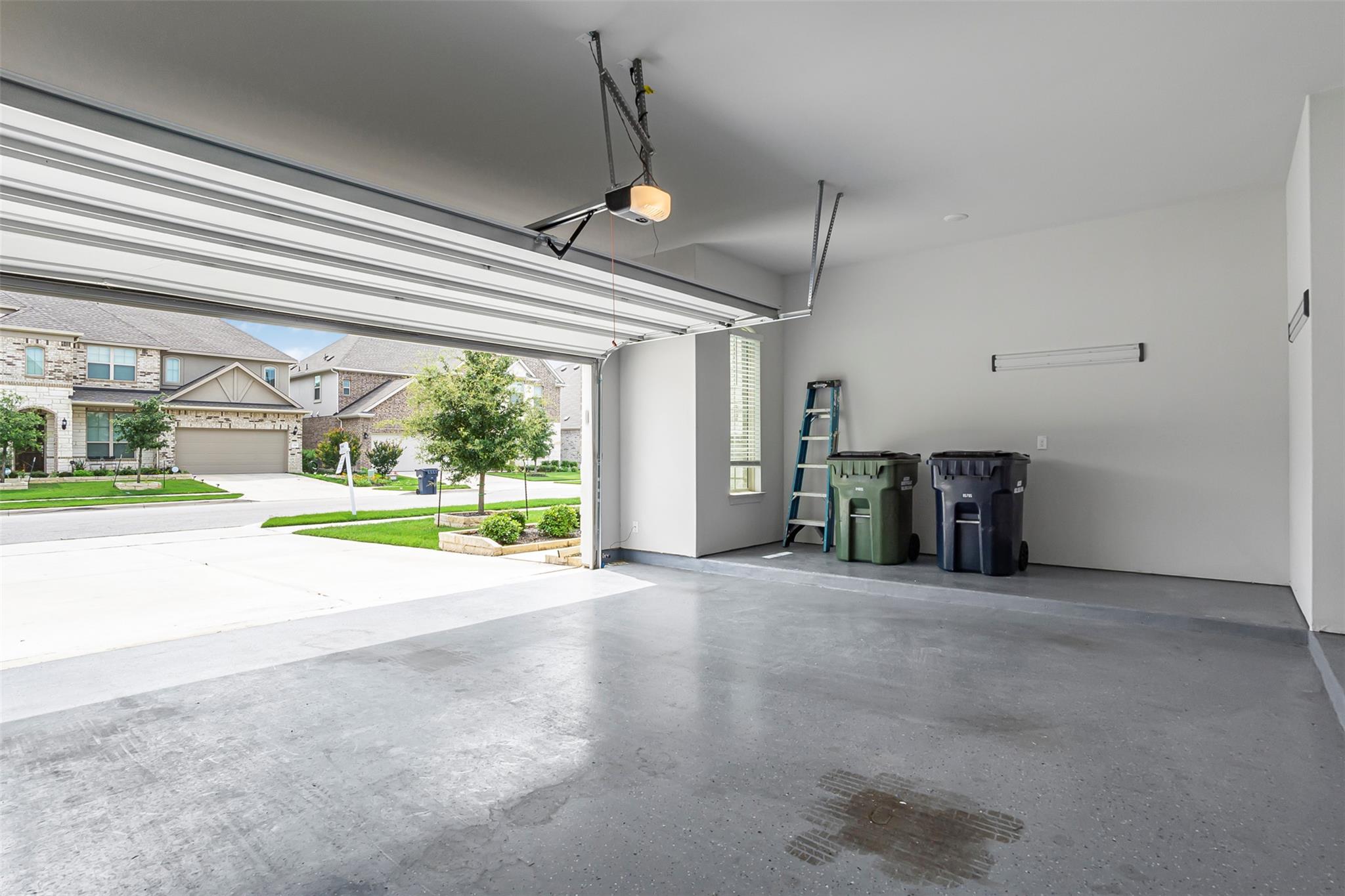 728 Landing Ln, Leander, TX 78641