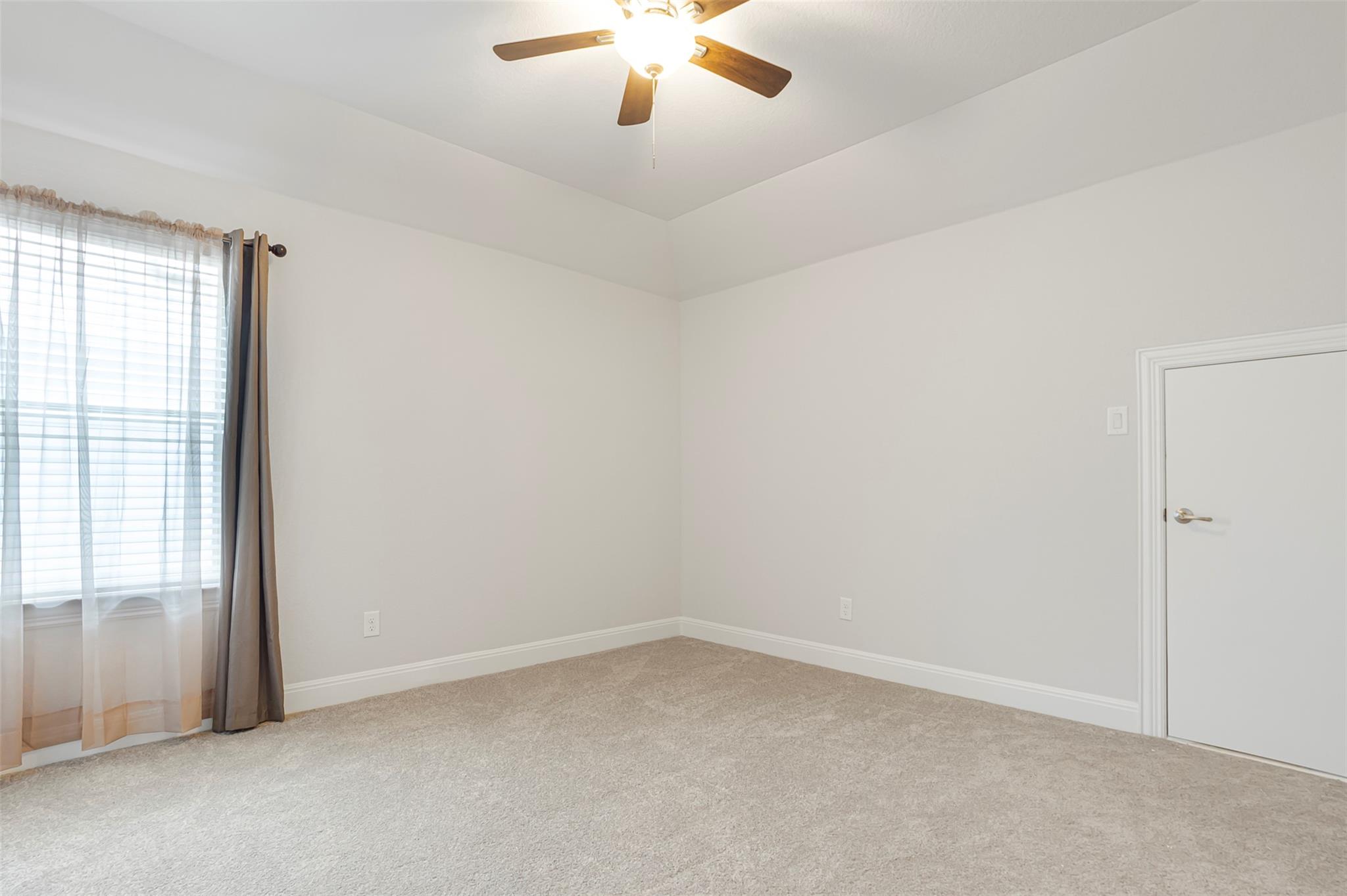 728 Landing Ln, Leander, TX 78641