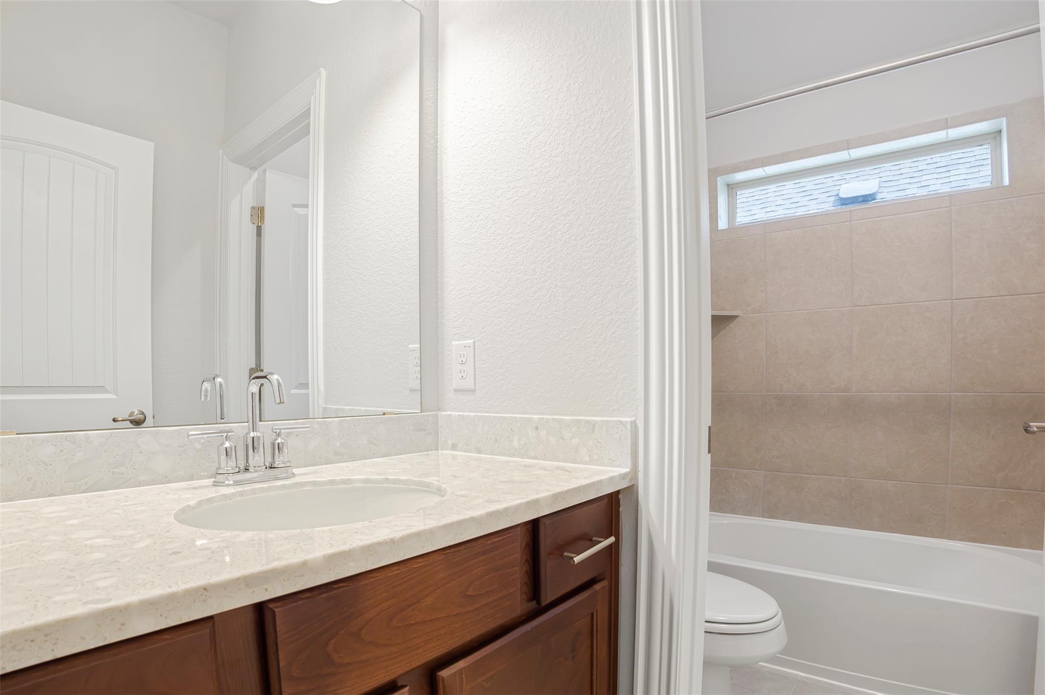 728 Landing Ln, Leander, TX 78641