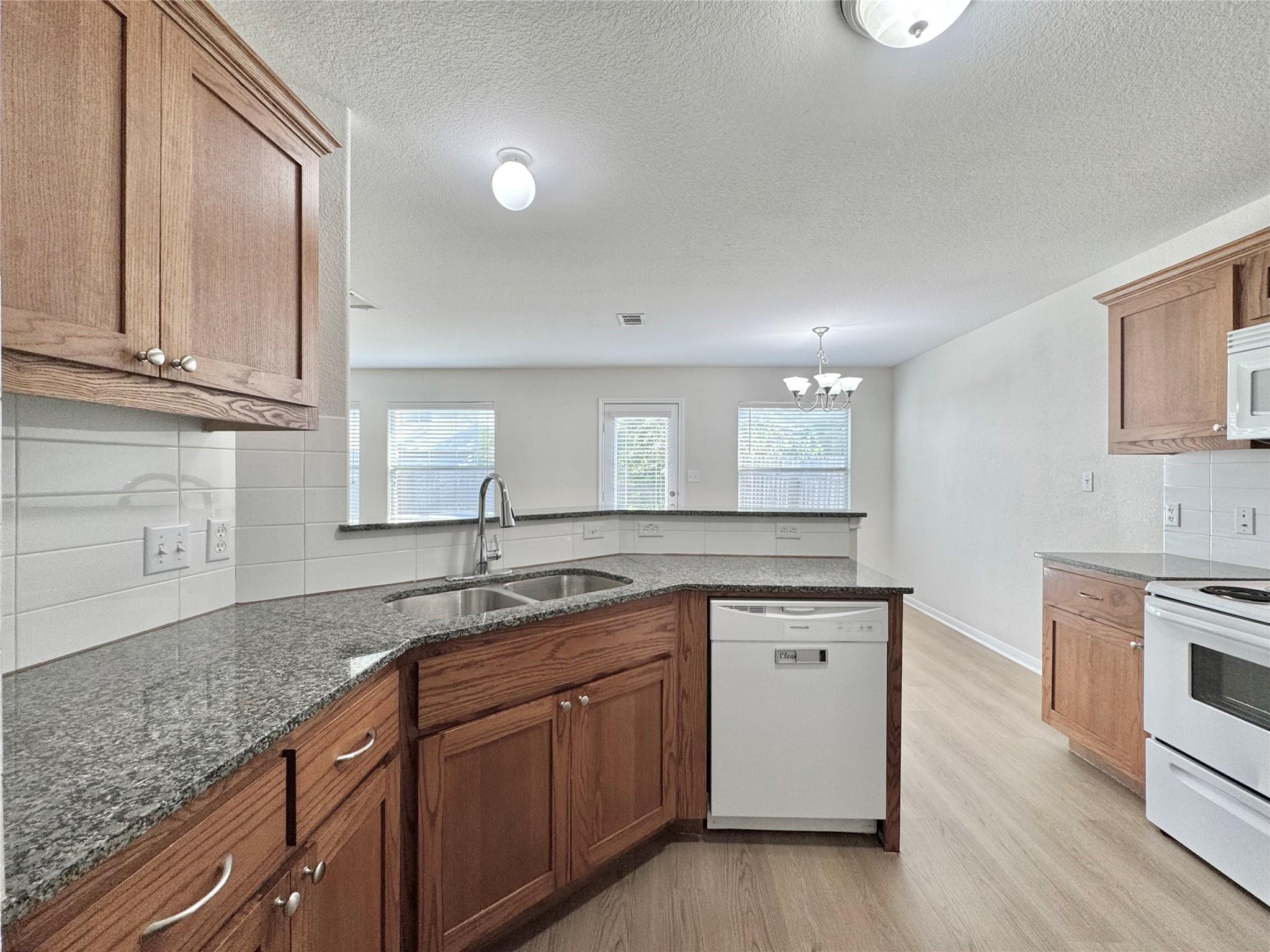 1411 Bergin Ct # A, Georgetown, TX 78626