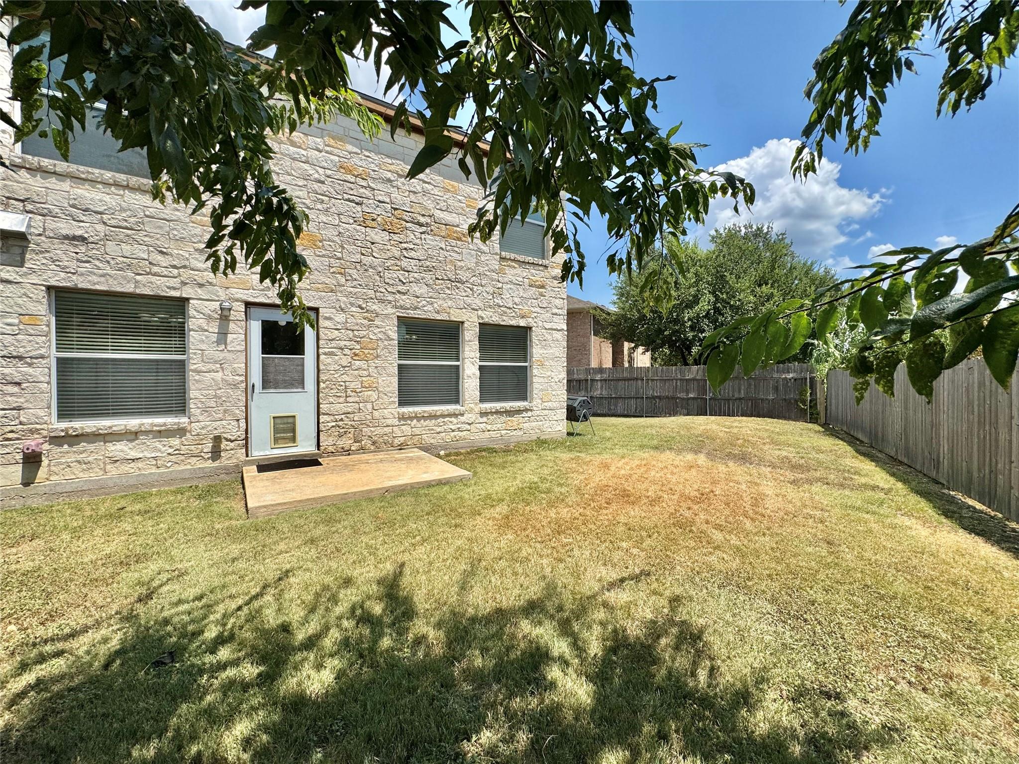 1411 Bergin Ct # A, Georgetown, TX 78626