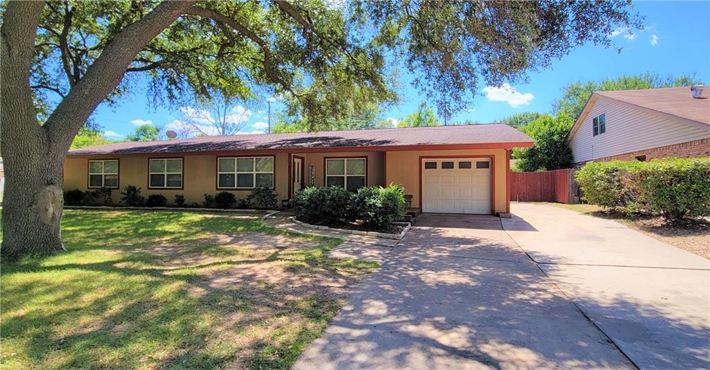 403 San Jacinto Dr, Rockdale, TX 76567