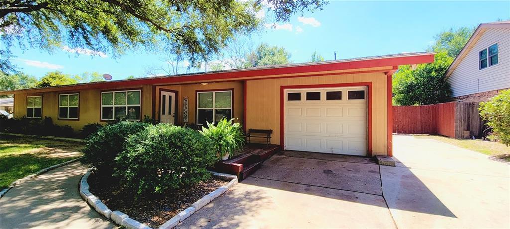 403 San Jacinto Dr, Rockdale, TX 76567