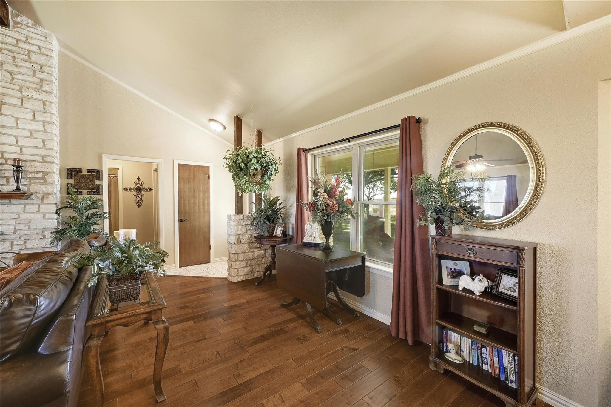 9806 Schmidt Lane Ln, Manor, TX 78653