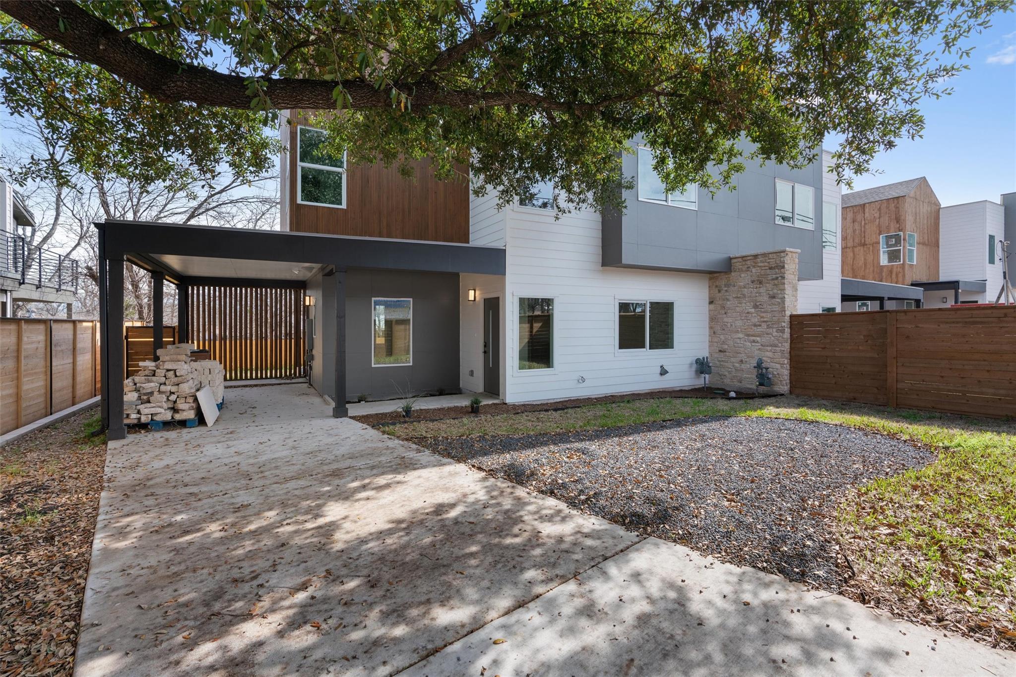 5603 Manor Rd # B, Austin, TX 78723
