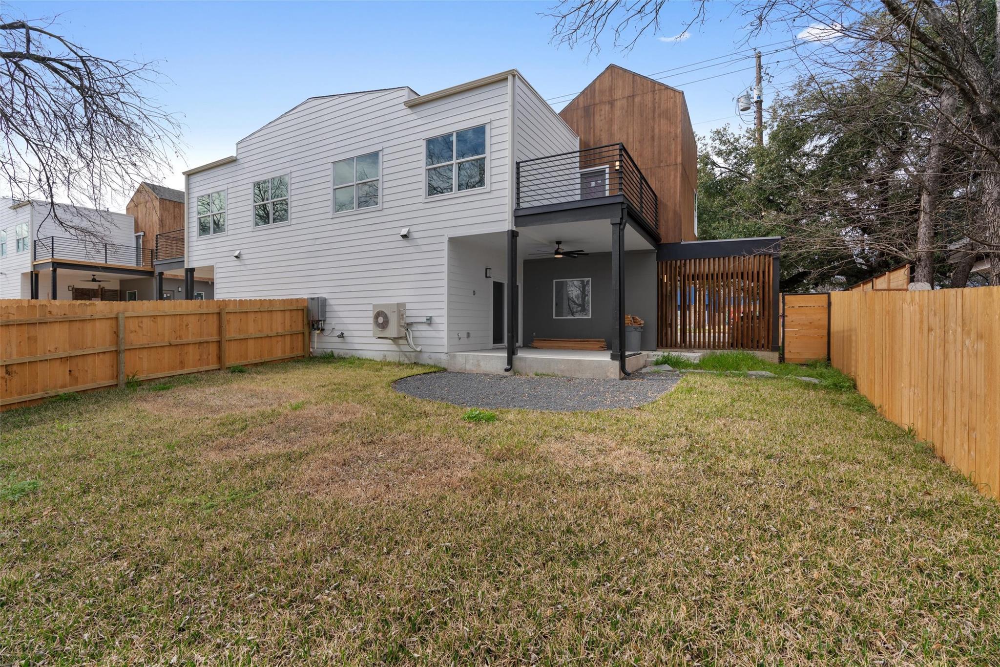 5603 Manor Rd # B, Austin, TX 78723