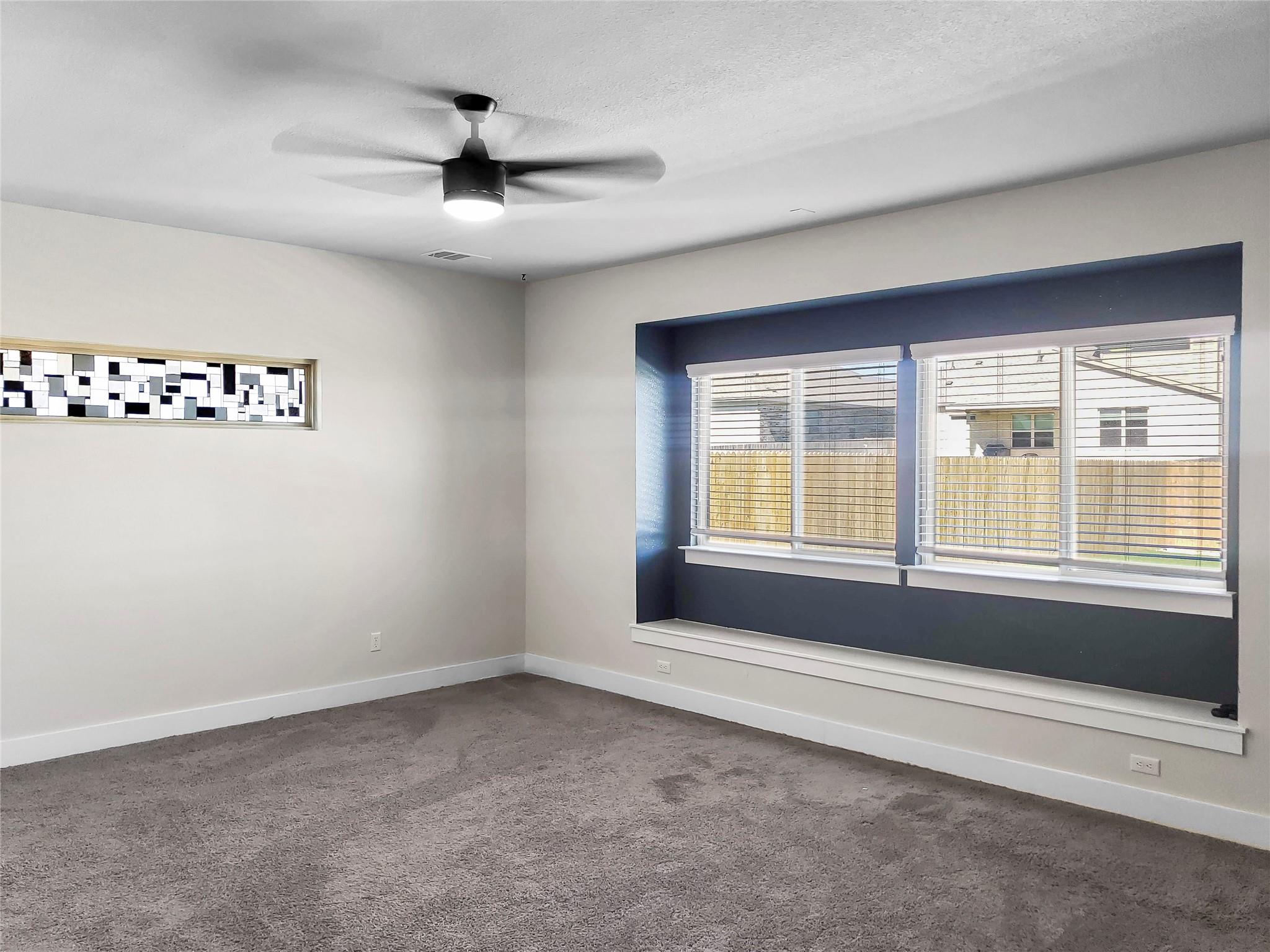 551 Tanda Ln, Hutto, TX 78634