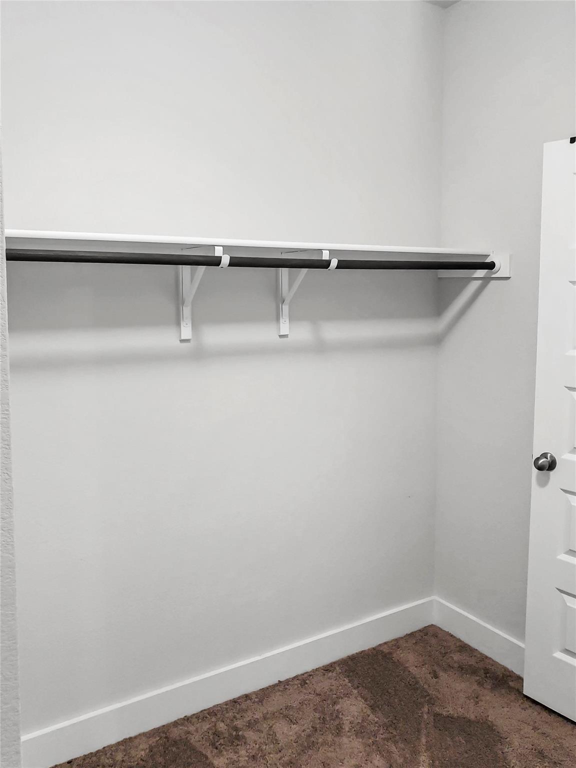 551 Tanda Ln, Hutto, TX 78634