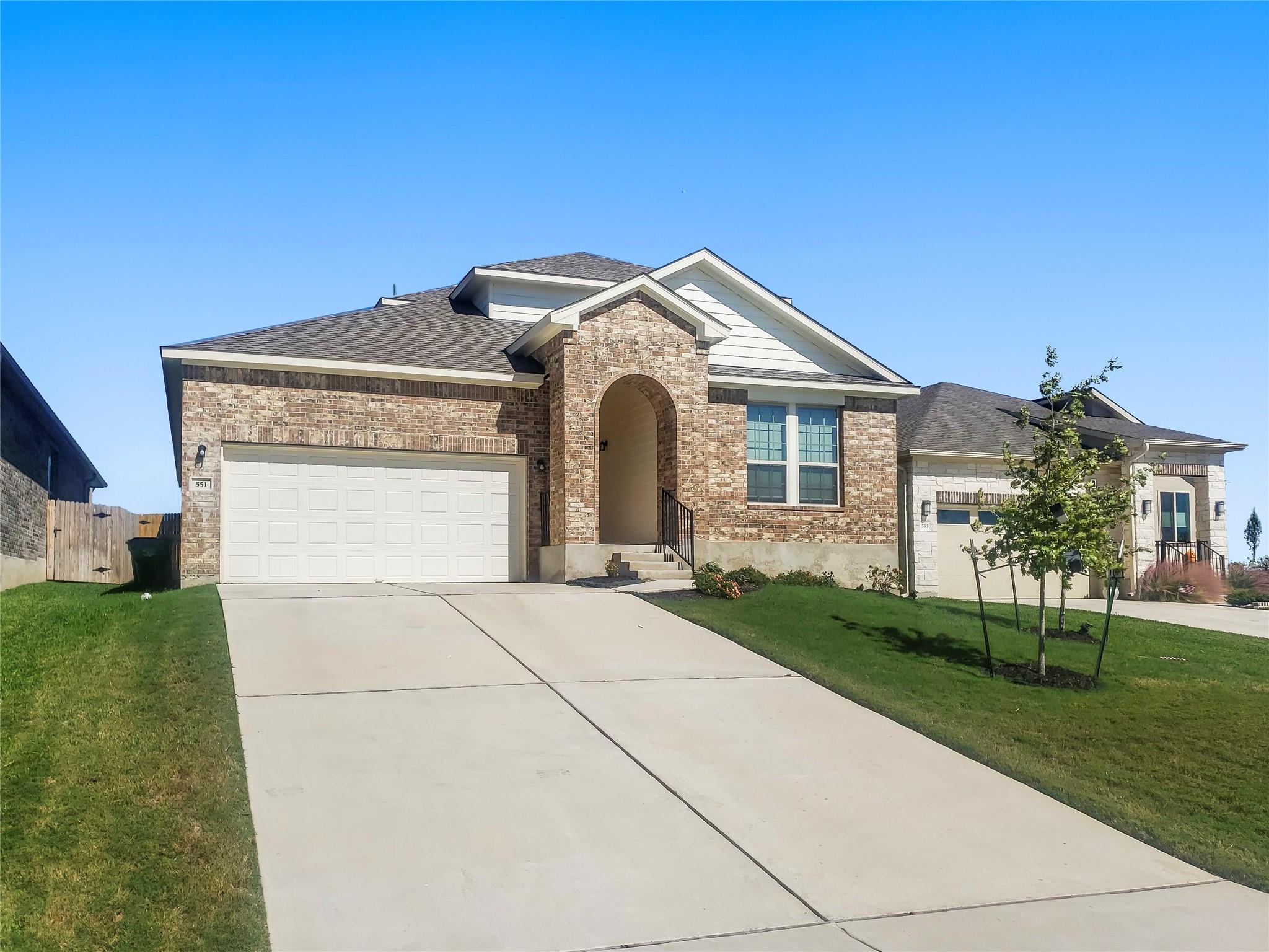 551 Tanda Ln, Hutto, TX 78634