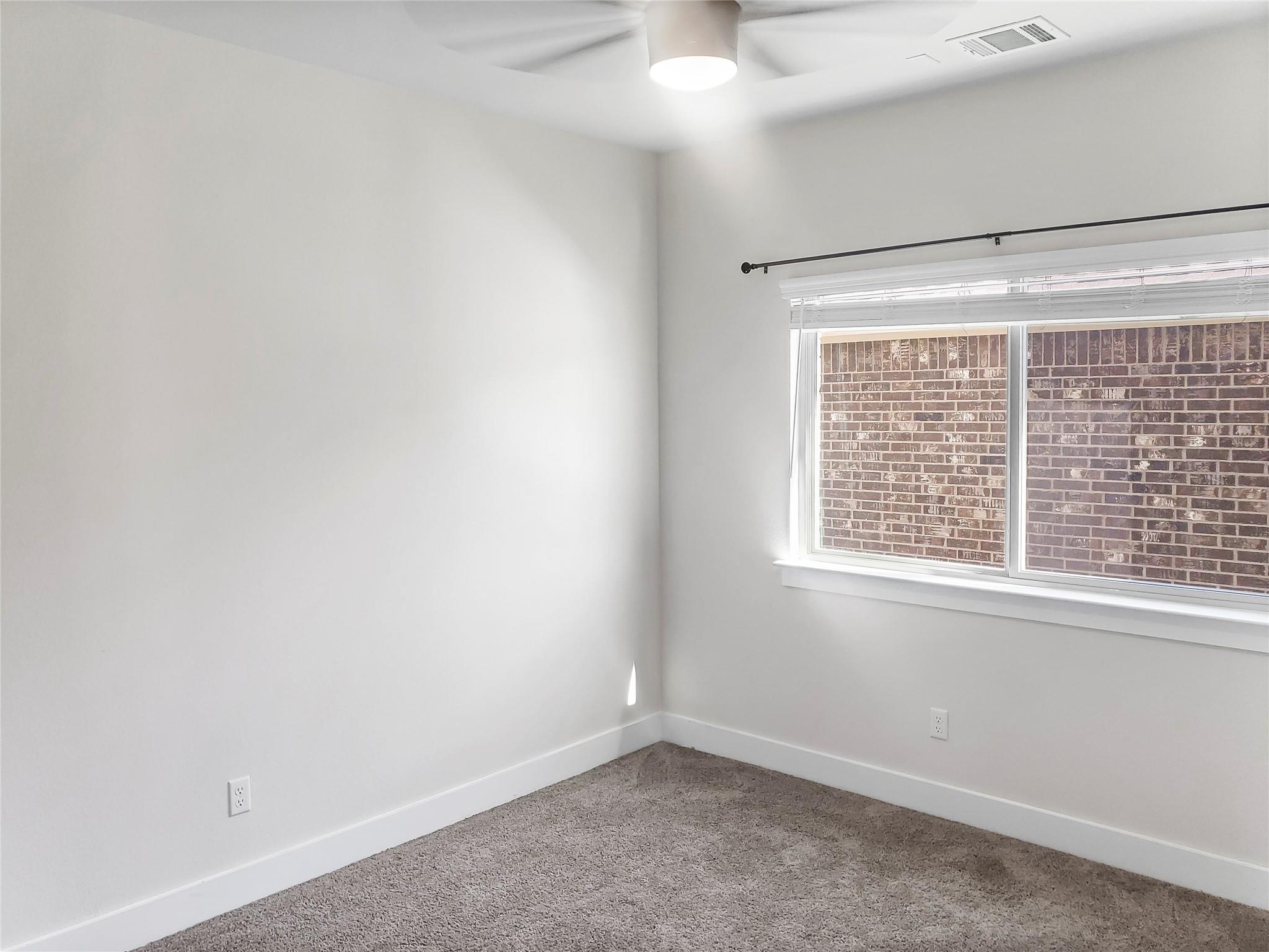 551 Tanda Ln, Hutto, TX 78634