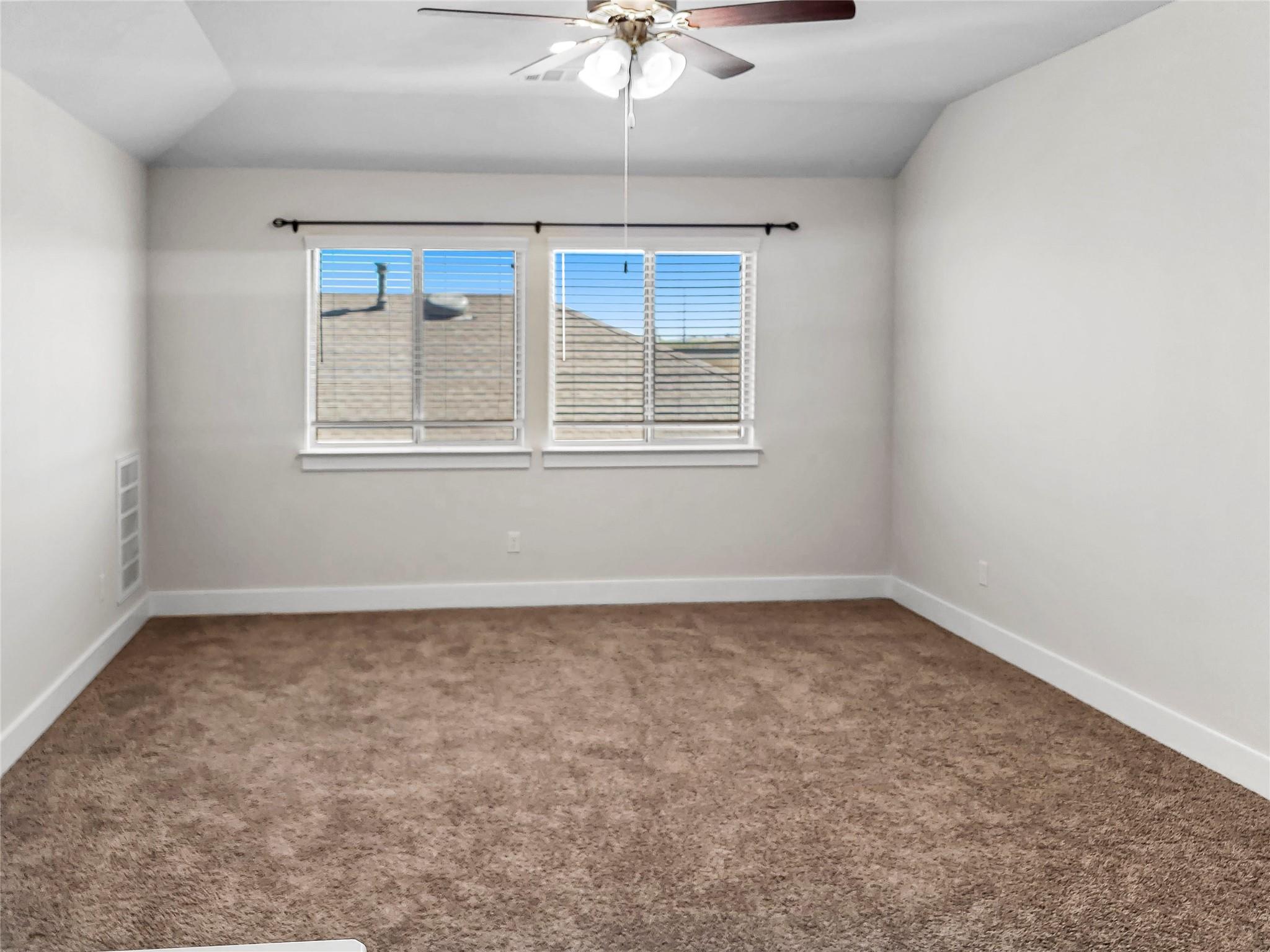 551 Tanda Ln, Hutto, TX 78634