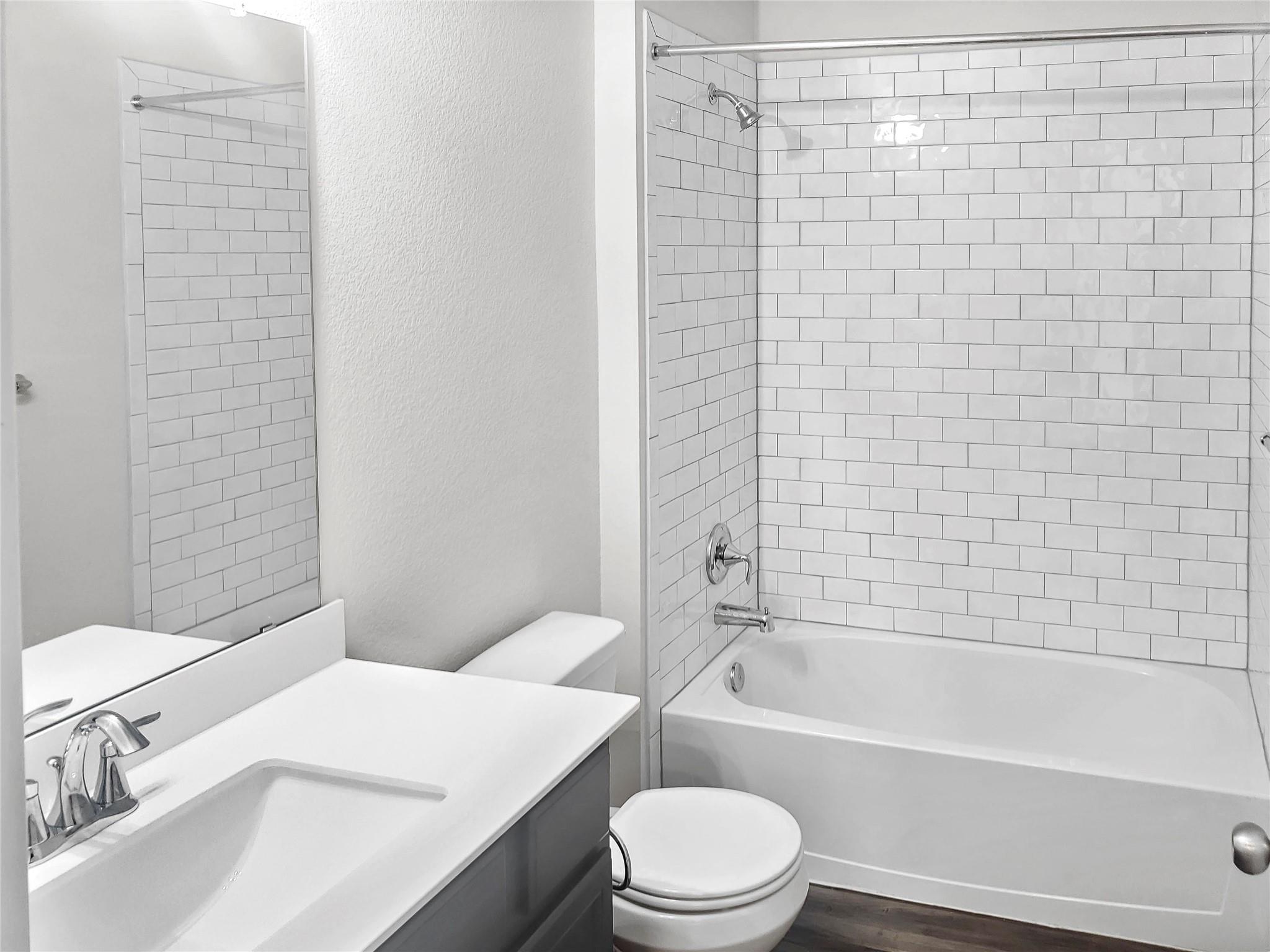 551 Tanda Ln, Hutto, TX 78634