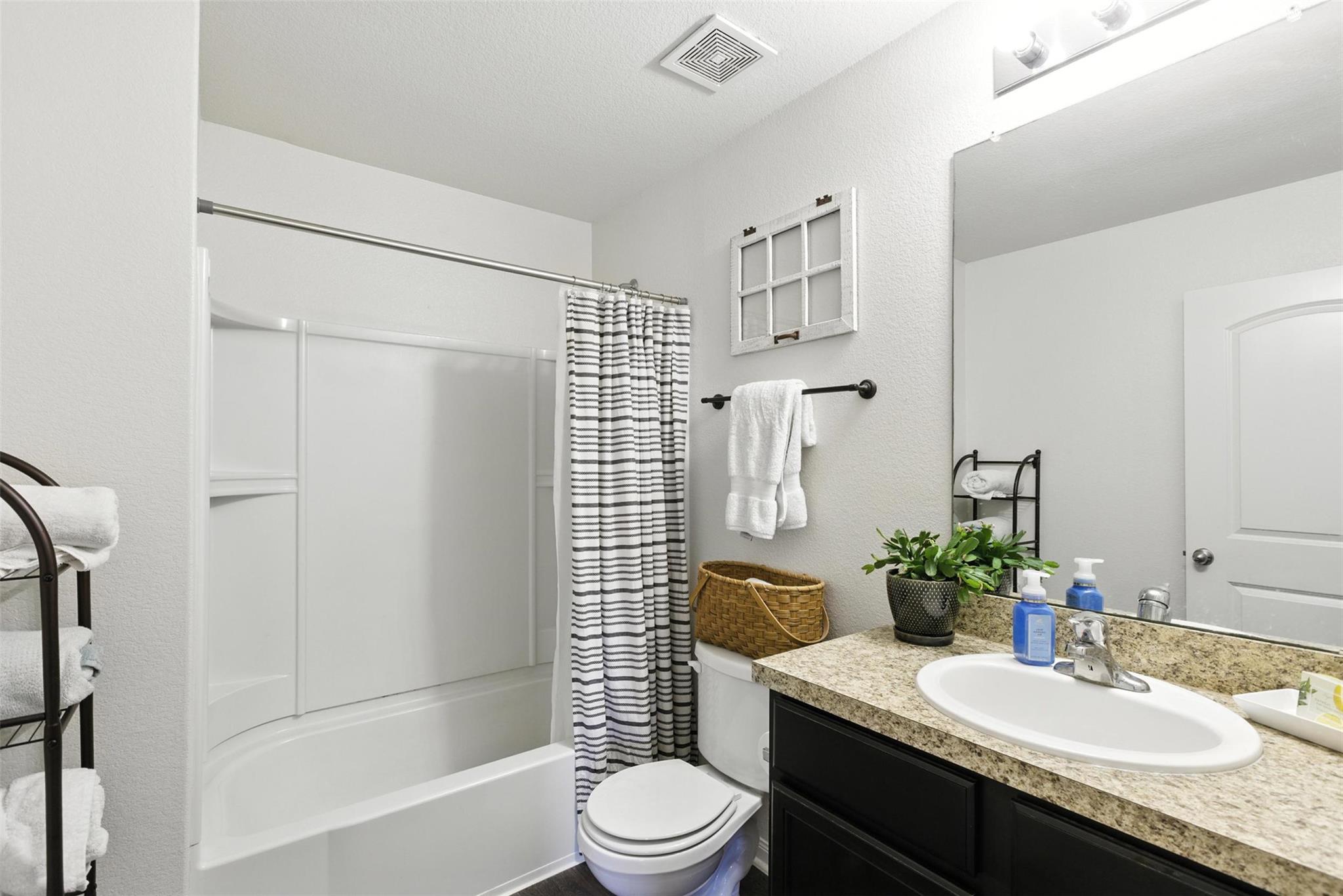 228 Continental Ave, Liberty Hill, TX 78642