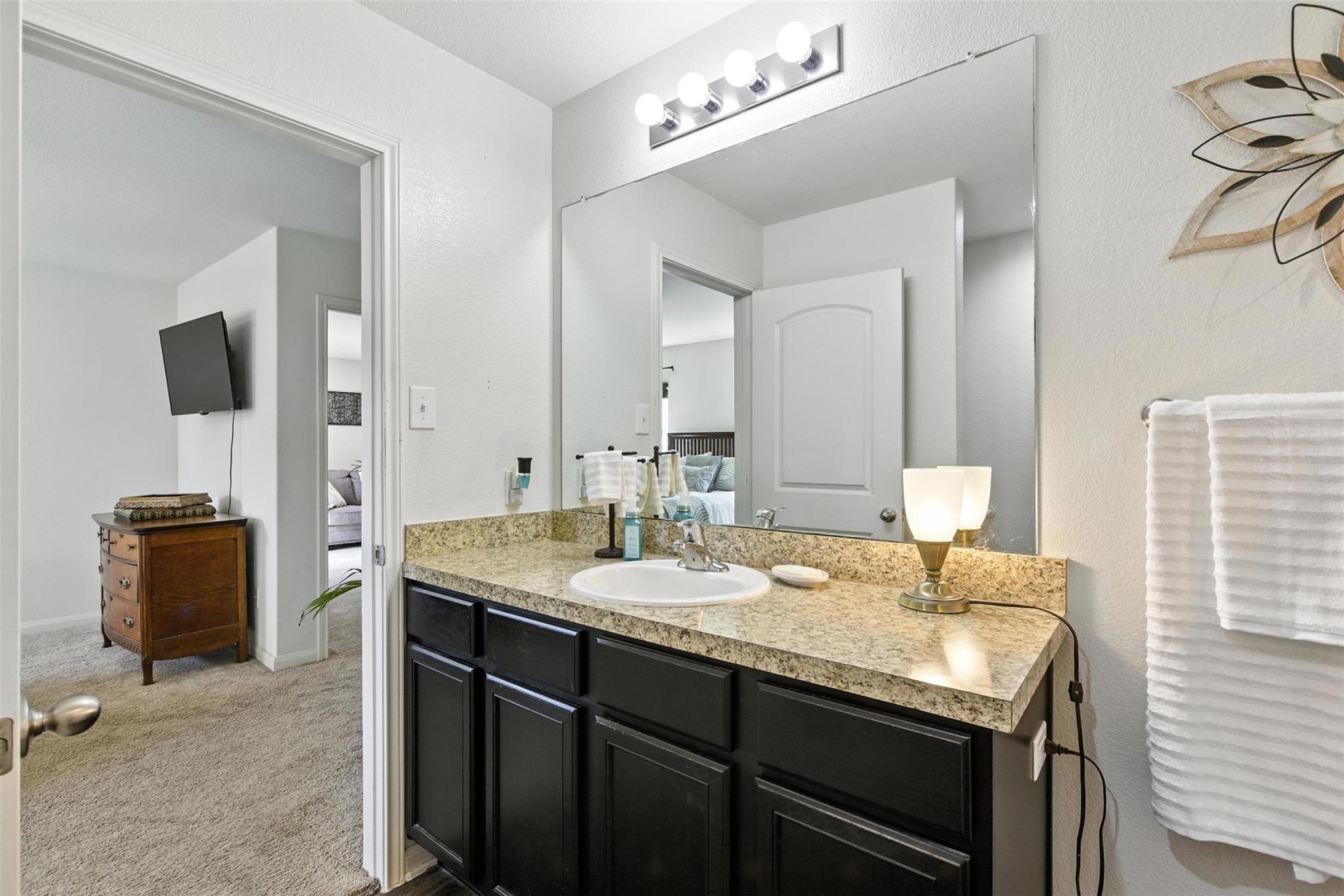 228 Continental Ave, Liberty Hill, TX 78642