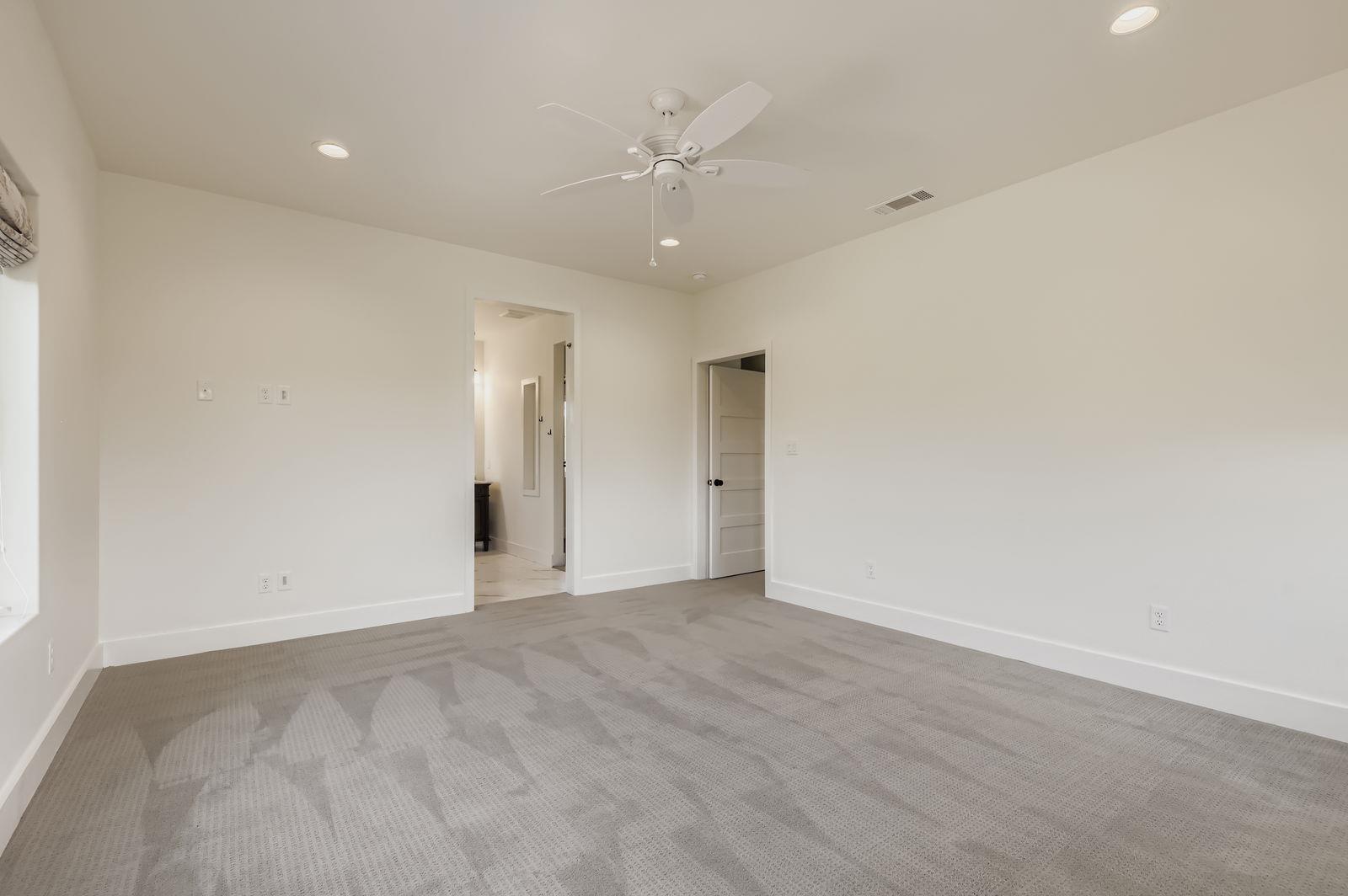 980 Sycamore Creek Dr, Dripping Springs, TX 78620