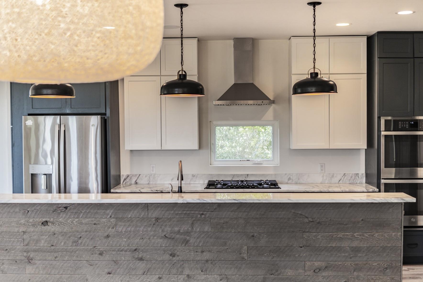 980 Sycamore Creek Dr, Dripping Springs, TX 78620