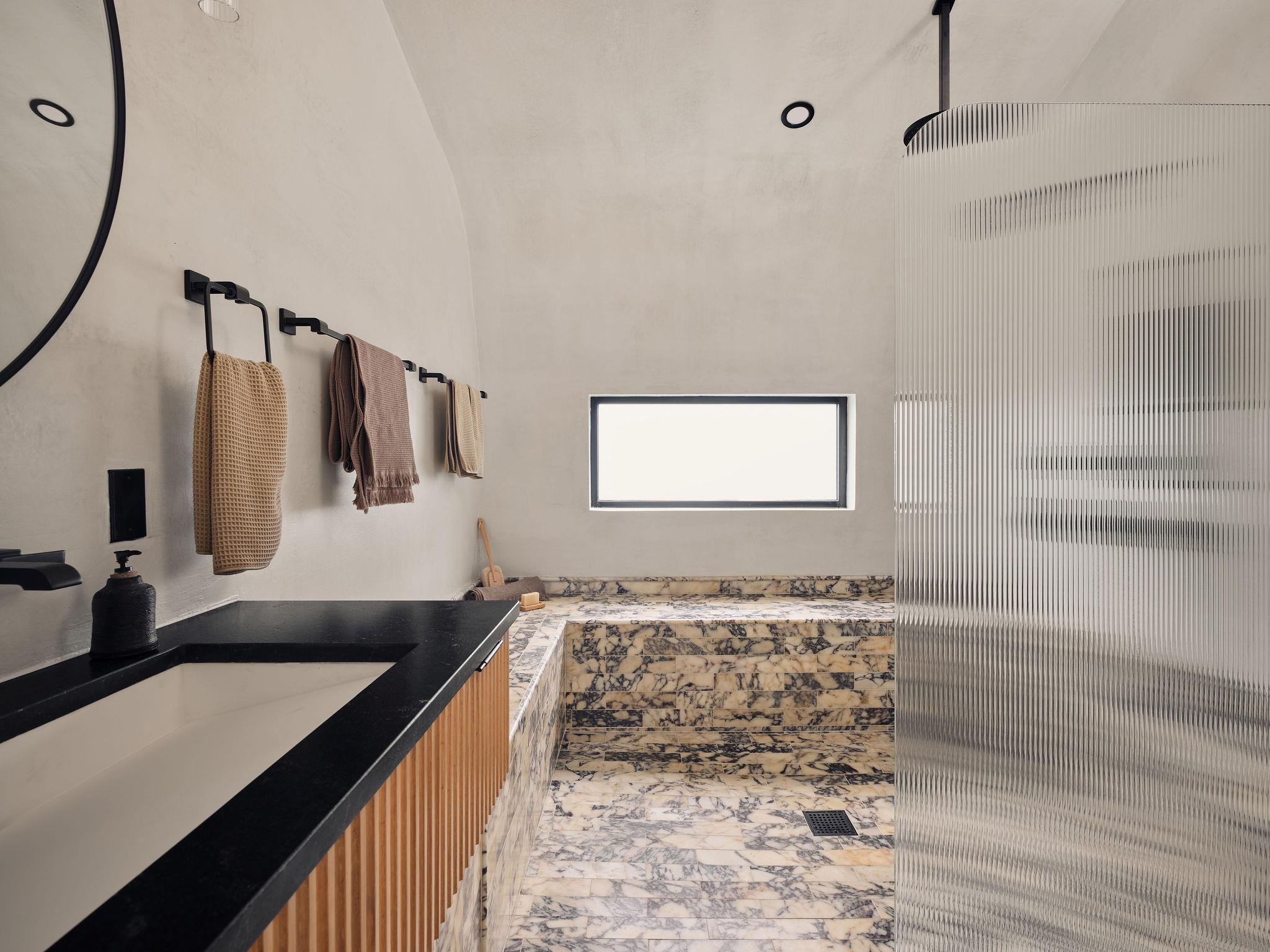 2201 Garden St, Austin, TX 78702