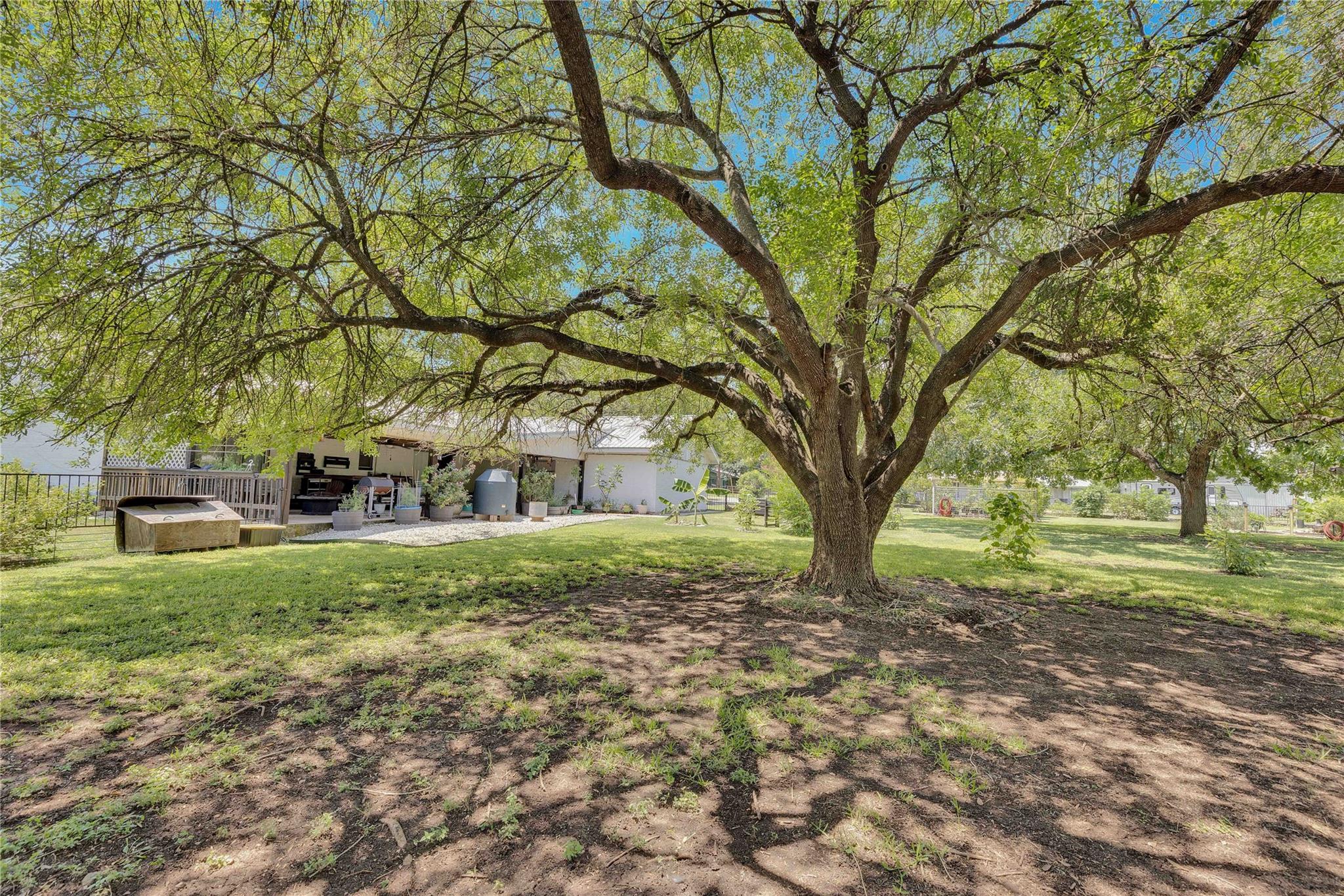 18700 San Marcos Highway, Martindale, TX 78655