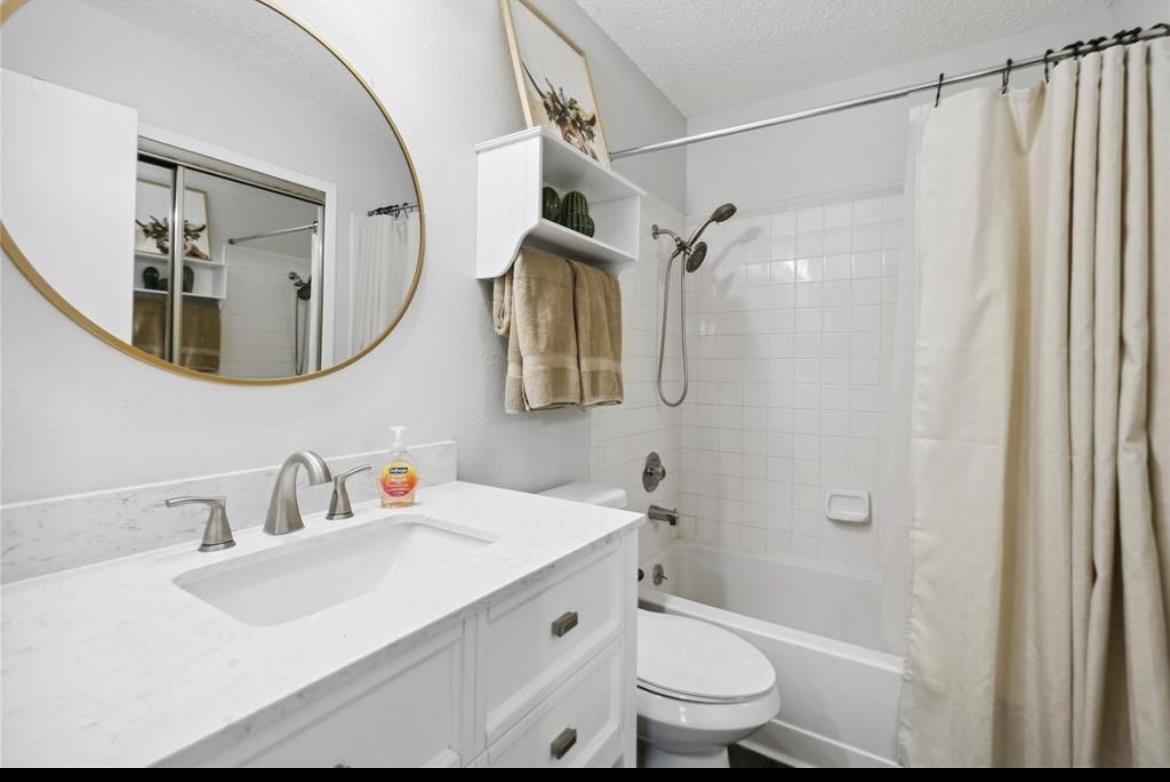 11404 Walnut Ridge Dr # 10, Austin, TX 78753