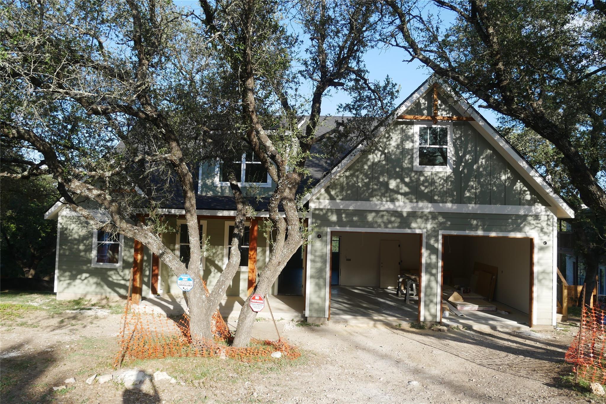 813 Newport Dr, Spicewood, TX 78669