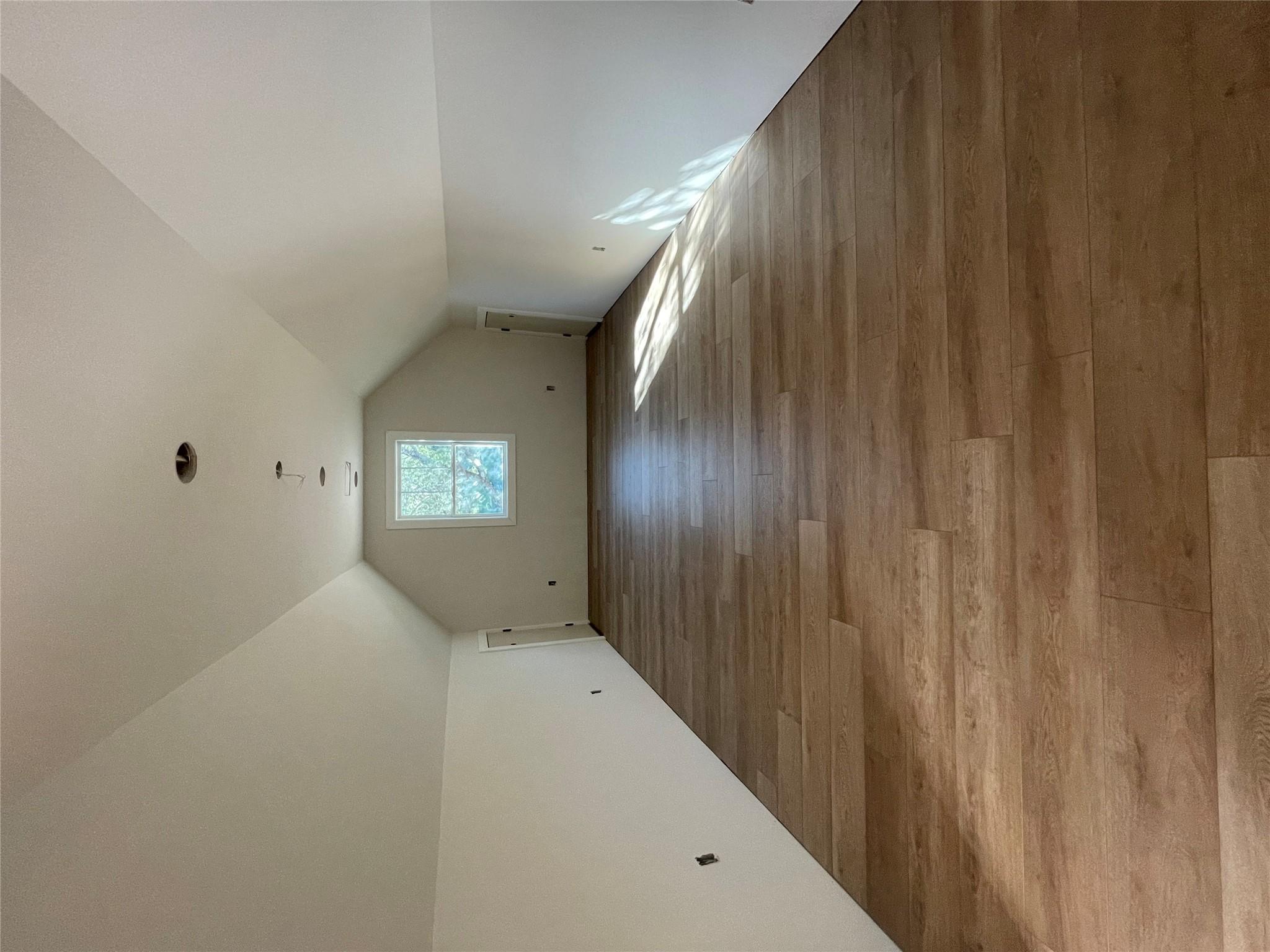 813 Newport Dr, Spicewood, TX 78669