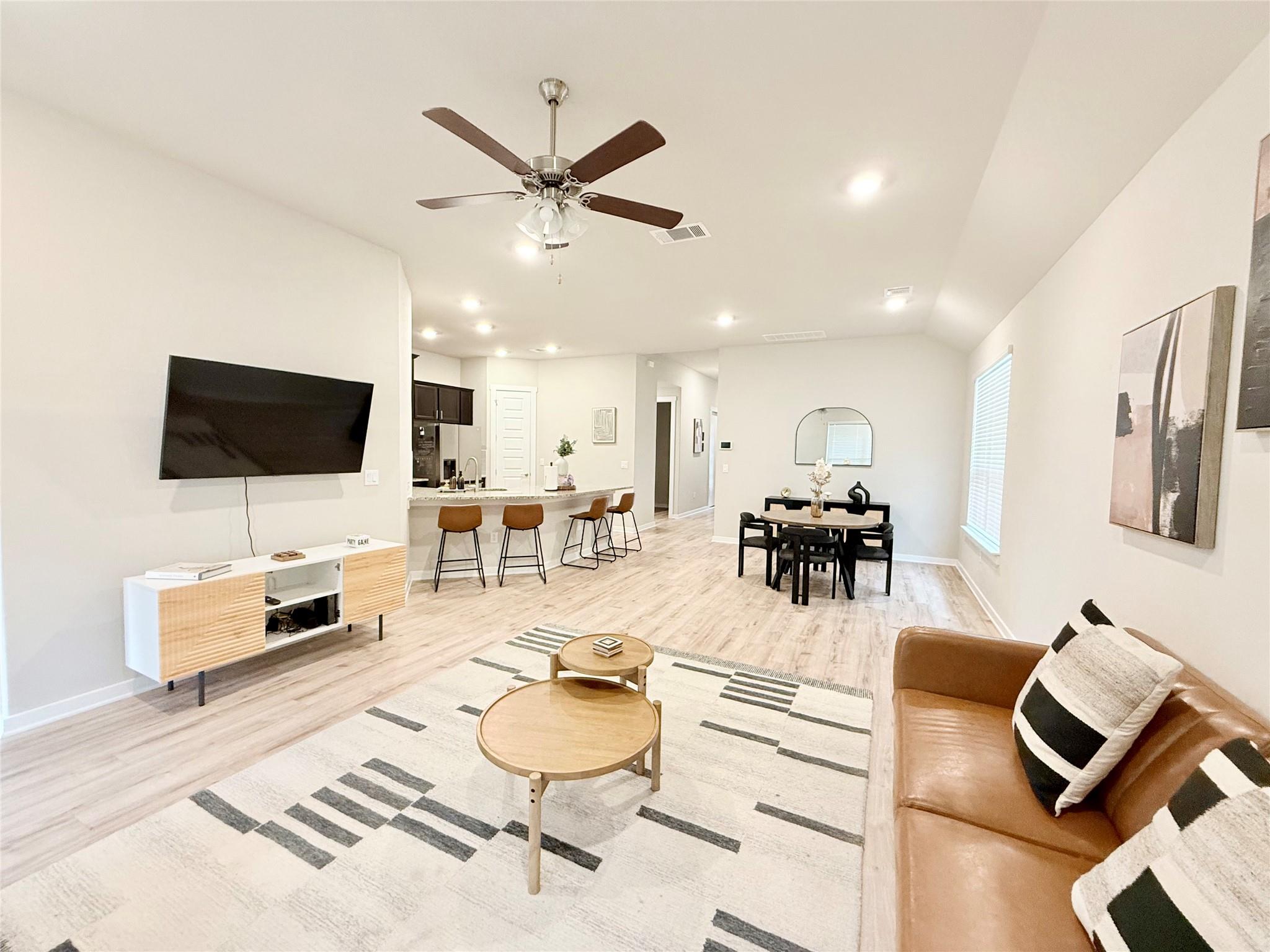 2416 Bear Cub Bnd, Leander, TX 78641